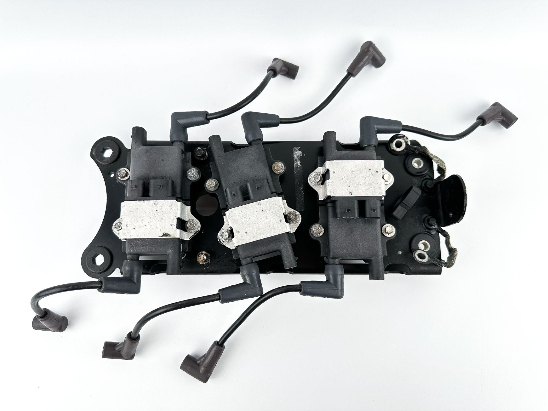 2005 Mercury 225 HP 2 Stroke Outboard Ignition Coil Set W/ Plate 856991A1 Tested