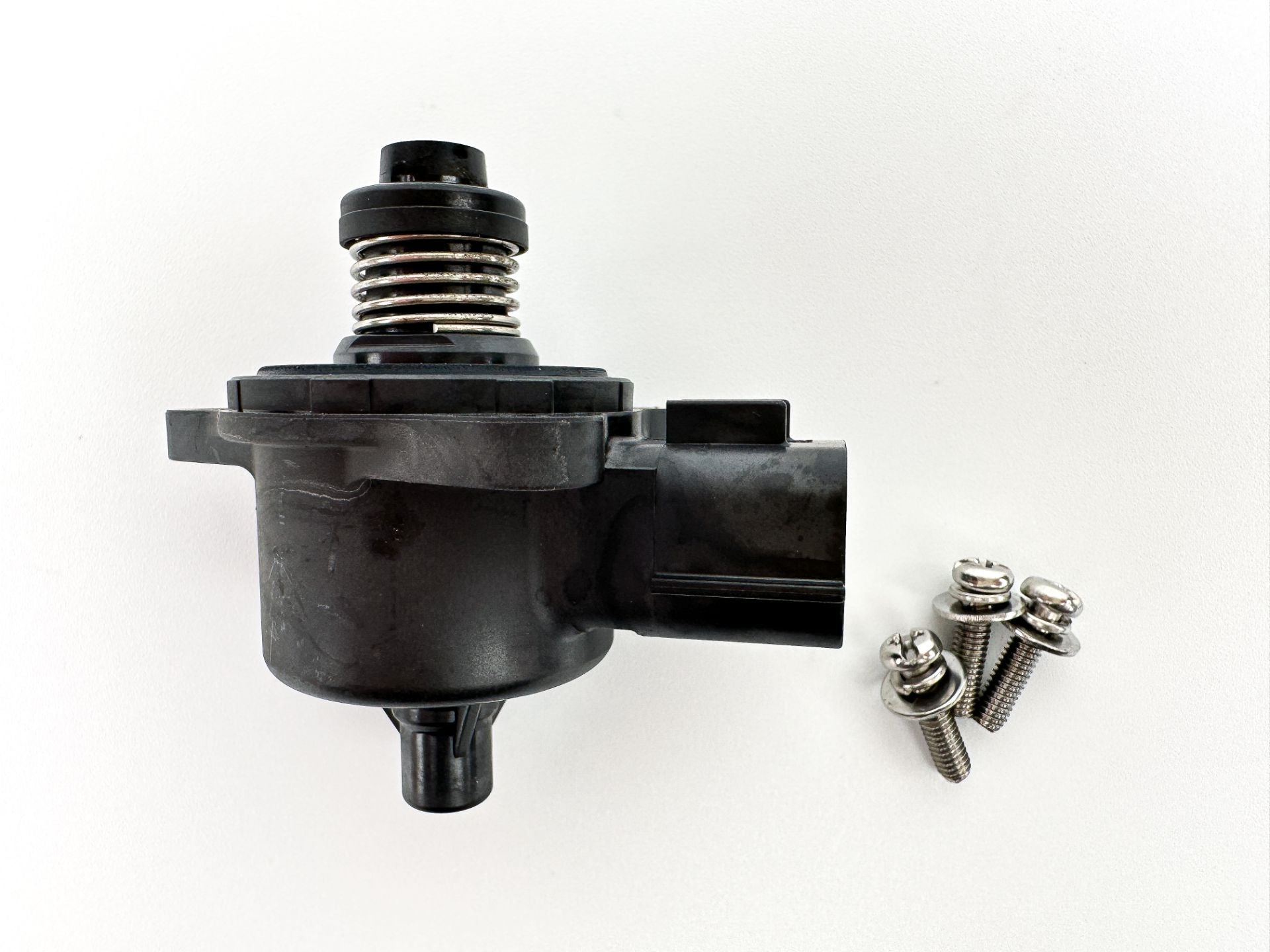 05 - 2021 Yamaha 150HP 4 Stroke IAC Idle Air Control Valve 63P-1312A-01-00