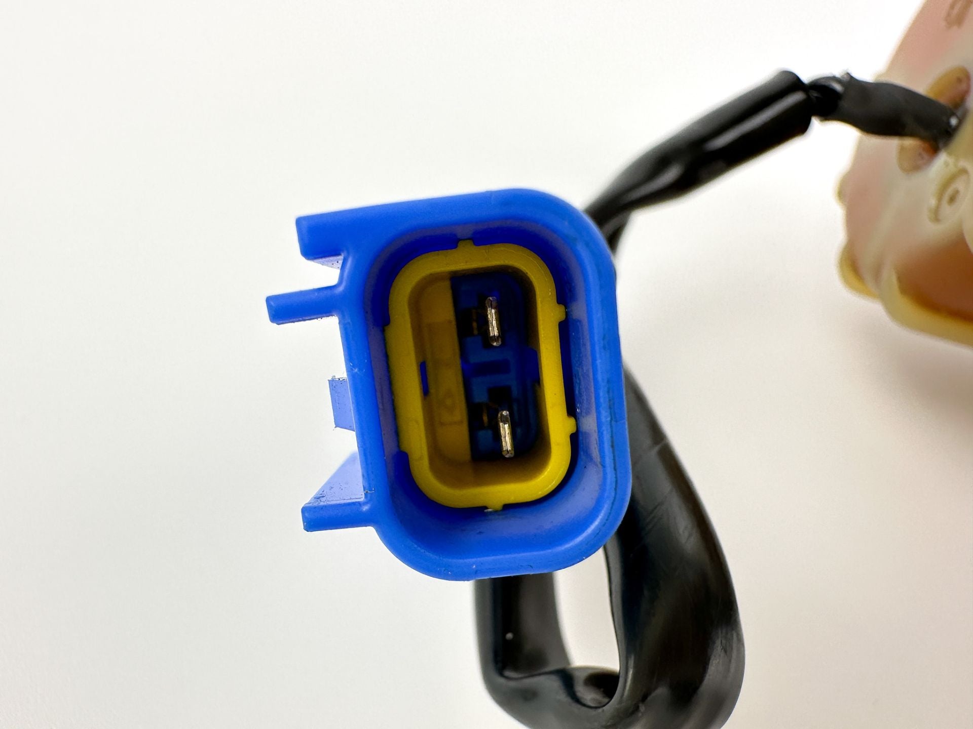 2019 Yamaha 250 HP 4 Stroke Outboard Fuel Filter Assembly 6P3-24560-22-00 OEM