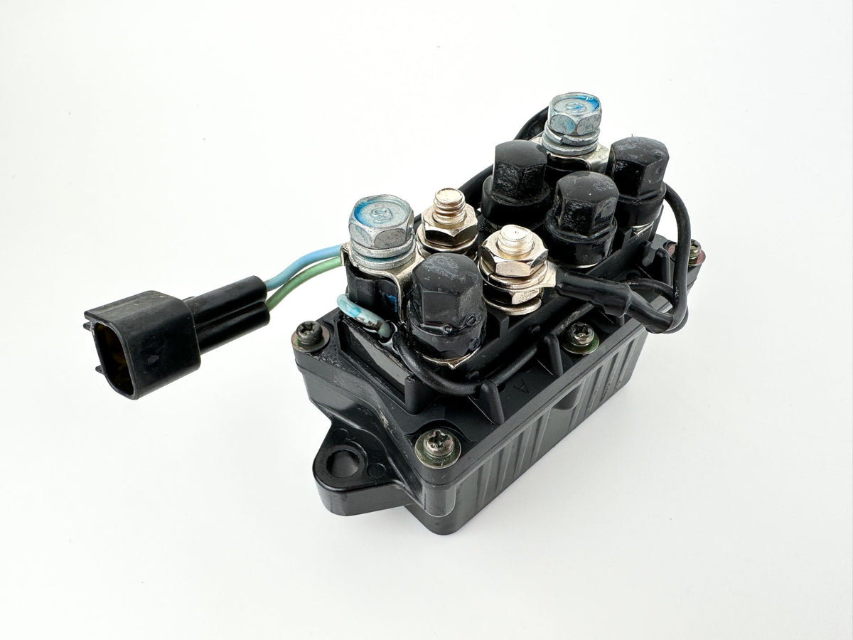 2005 Mercury 225 HP 4 Stroke Outboard Trim Tilt Relay 69J-81950-11-00 OEM
