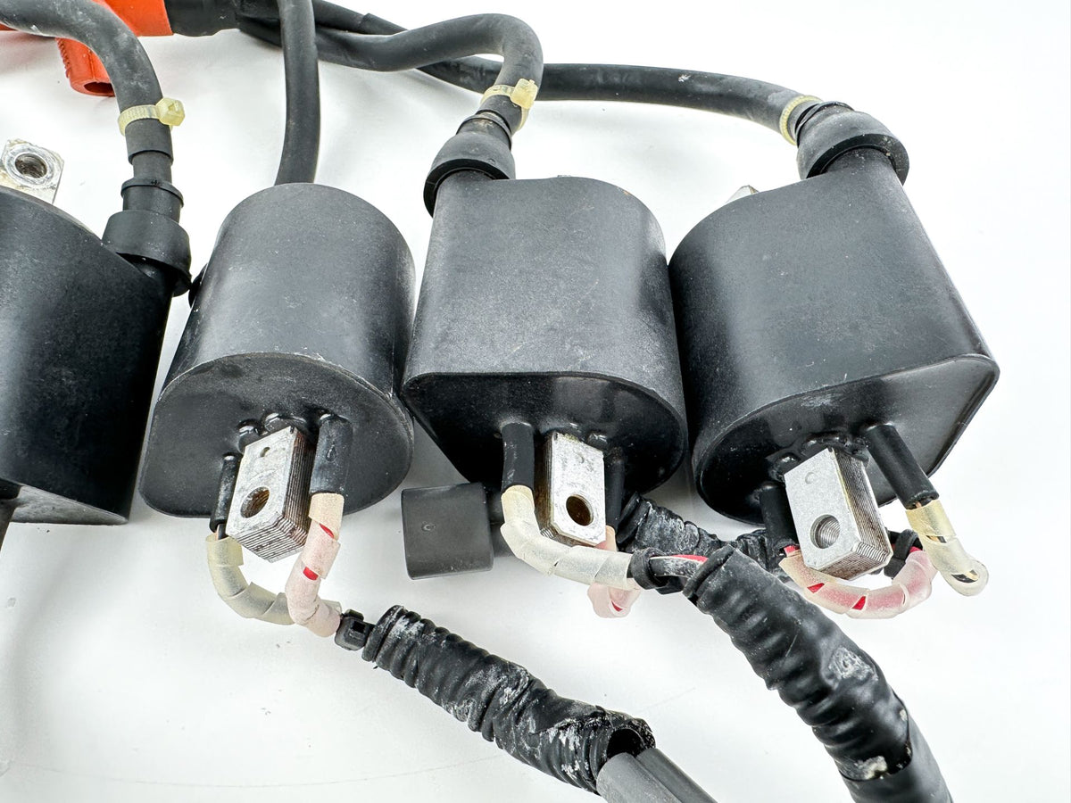 2004 Yamaha 150 HP 2 Stroke Outboard Ignition Coil Set 68F-82310-01-00 OEM