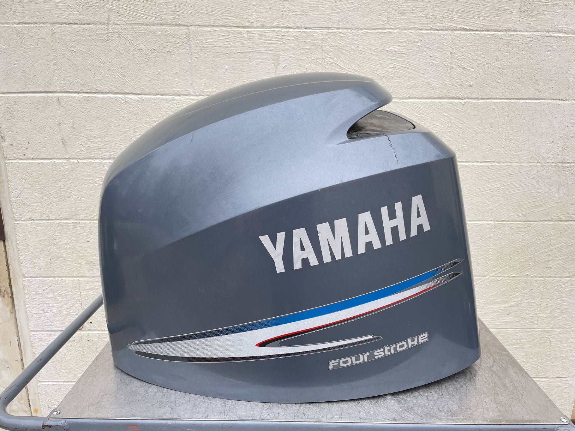 Yamaha F150 150HP 4 Stroke Outboard Top Cover Cowling Hood 2004-2011