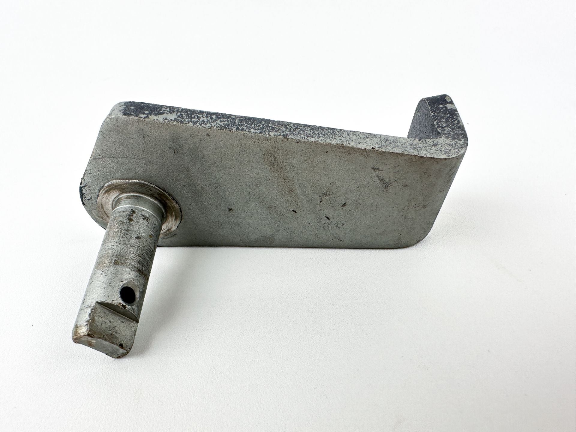 2007 Yamaha 150 HP 4 Stroke Outboard Tilt Stop Lever 6G5-43181-02-00 OEM