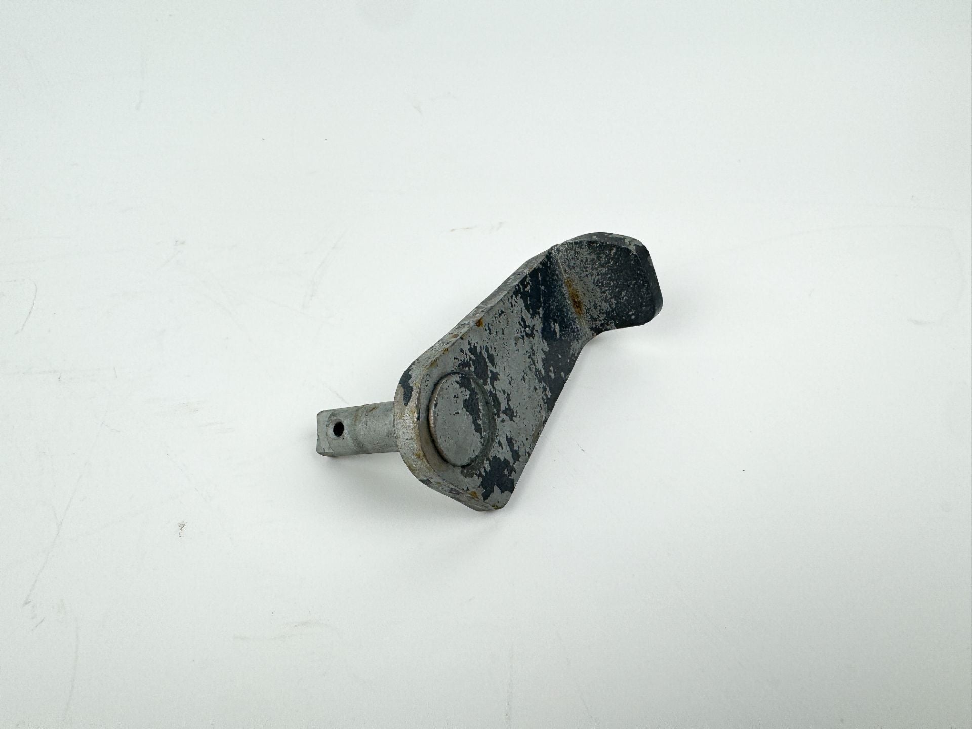 2005 Yamaha 150 HP 2 Stroke Outboard Tilt Stop Lever 6G5-43181-02-00 OEM