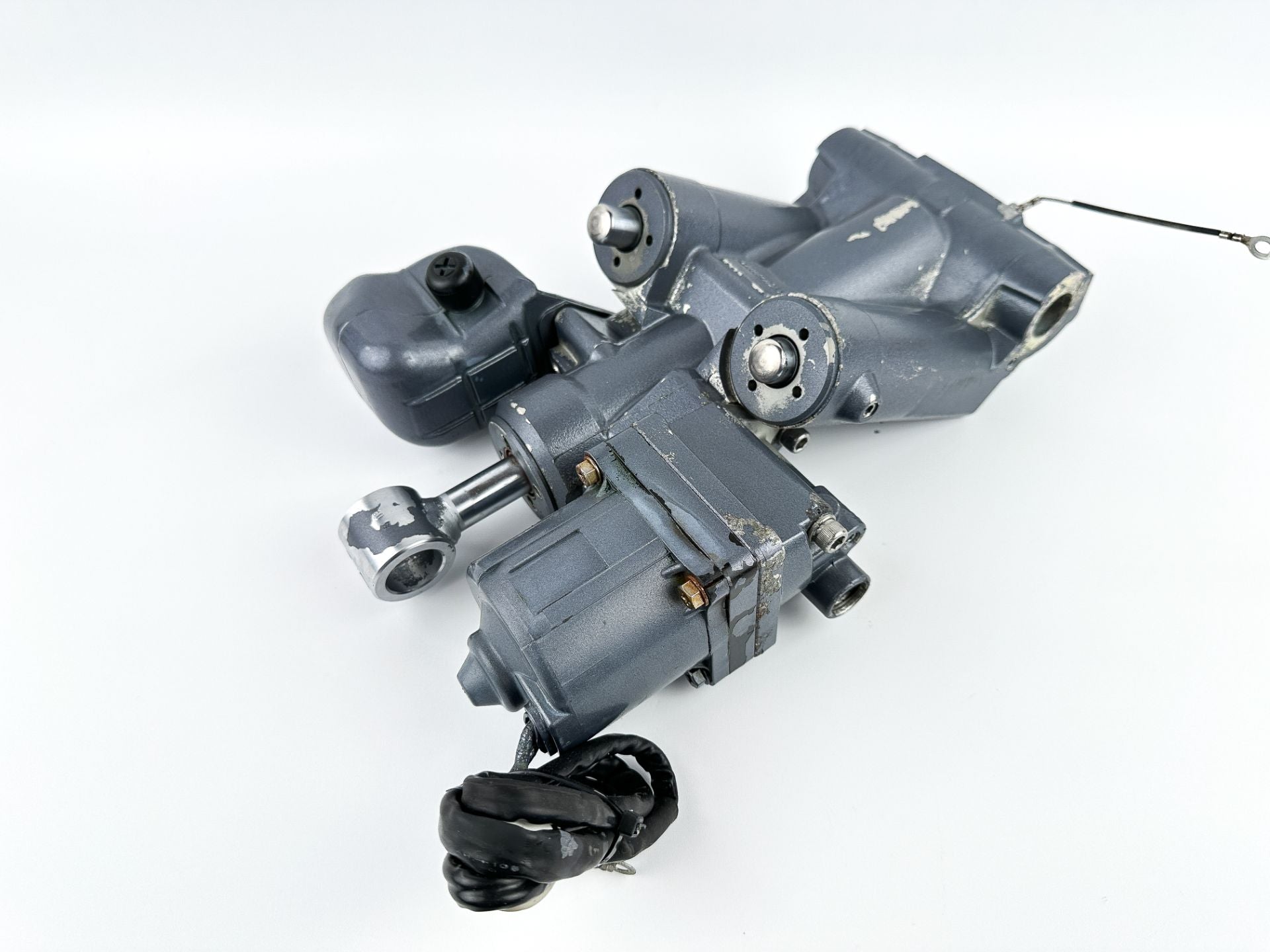 Yamaha F115 115 HP 4 Stroke Outboard Power Trim Tilt Unit 68V-43800-01-4D OEM