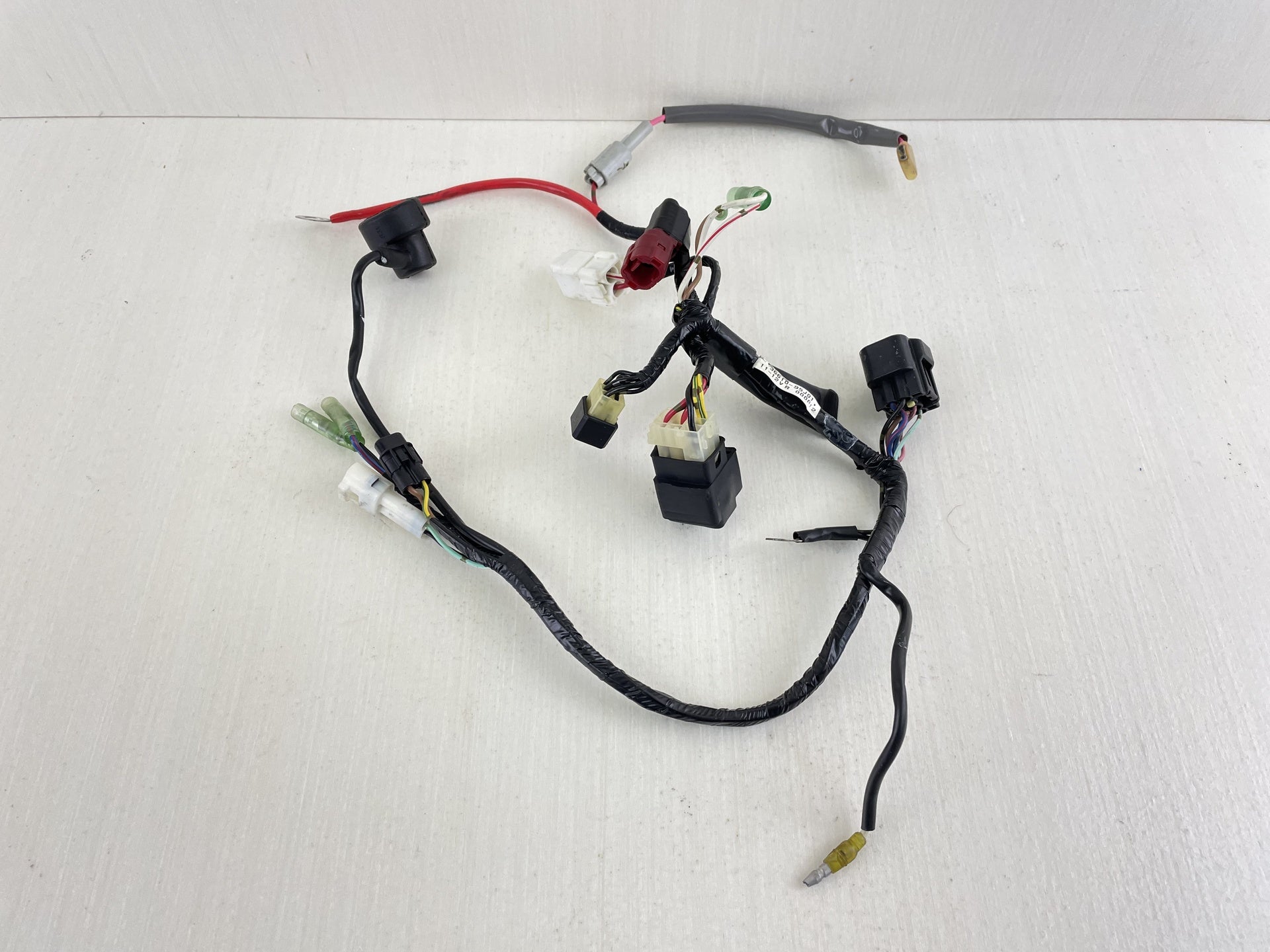 2011 Suzuki 25HP 4 Stroke Outboard Twin V Engine Harness 36610-95J00