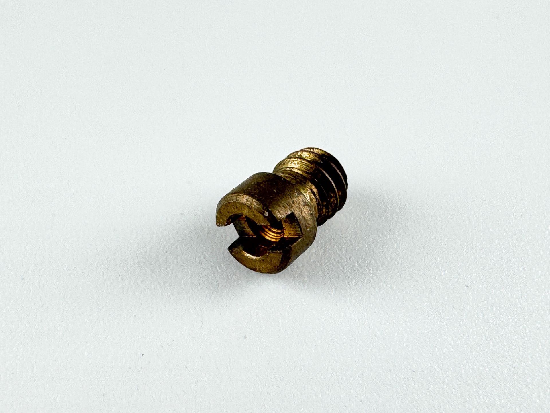 Evinrude Johnson New Old OEM Orifice Plug No.  61 0324977