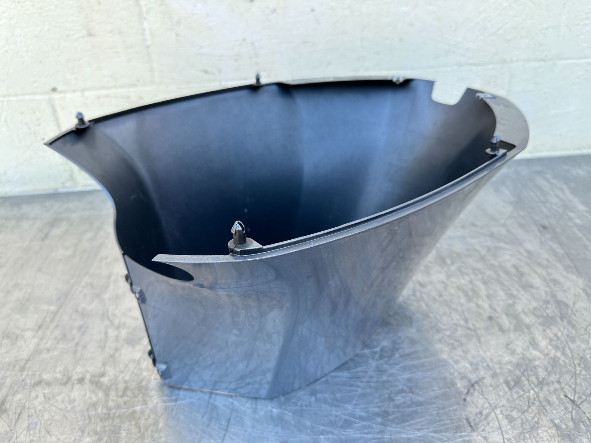2019 Yamaha 150 HP 4 Stroke Outboard Lower Apron Cover 6DA-42741-11-8D OEM