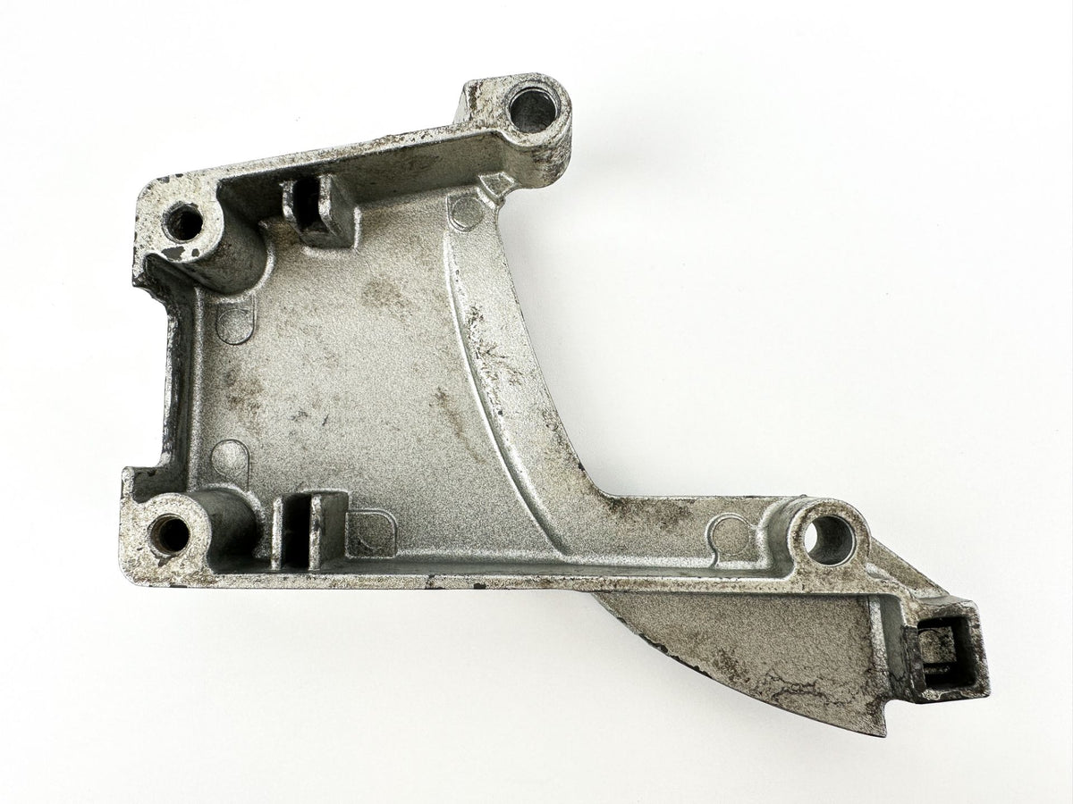 1996 Honda 50 HP 4 Stroke Outboard Cable Cover Plate 40151-ZV5-000ZA OEM