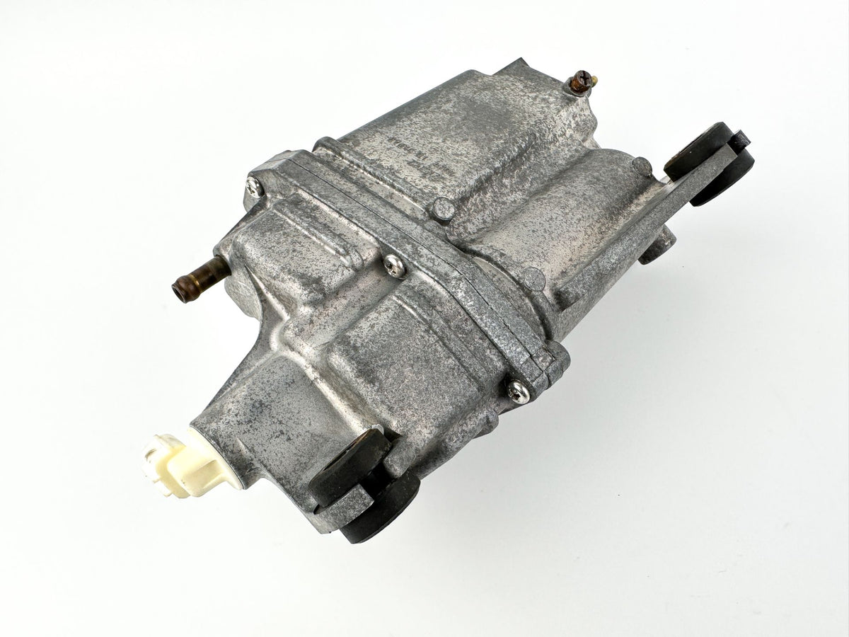 2006-2018 Suzuki DF150 175HP 4 Stroke Outboard Fuel Vapor Separator VST 15600-96J12