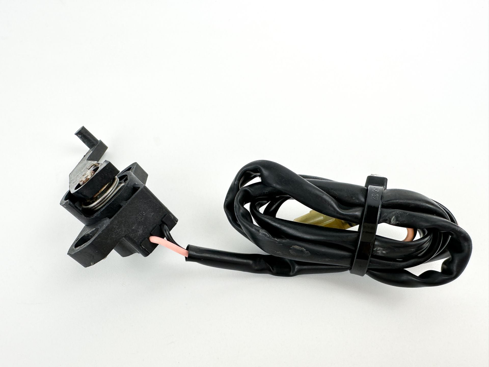 2007 Yamaha 250 HP 4 Stroke Outboard Trim Sender Unit Sensor 69J-83672-10-00 OEM
