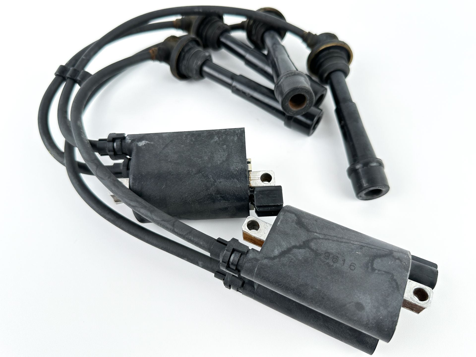 Suzuki DF 90 115 140 4 Stroke Outboard Ignition Coil Assembly Set With Wires
