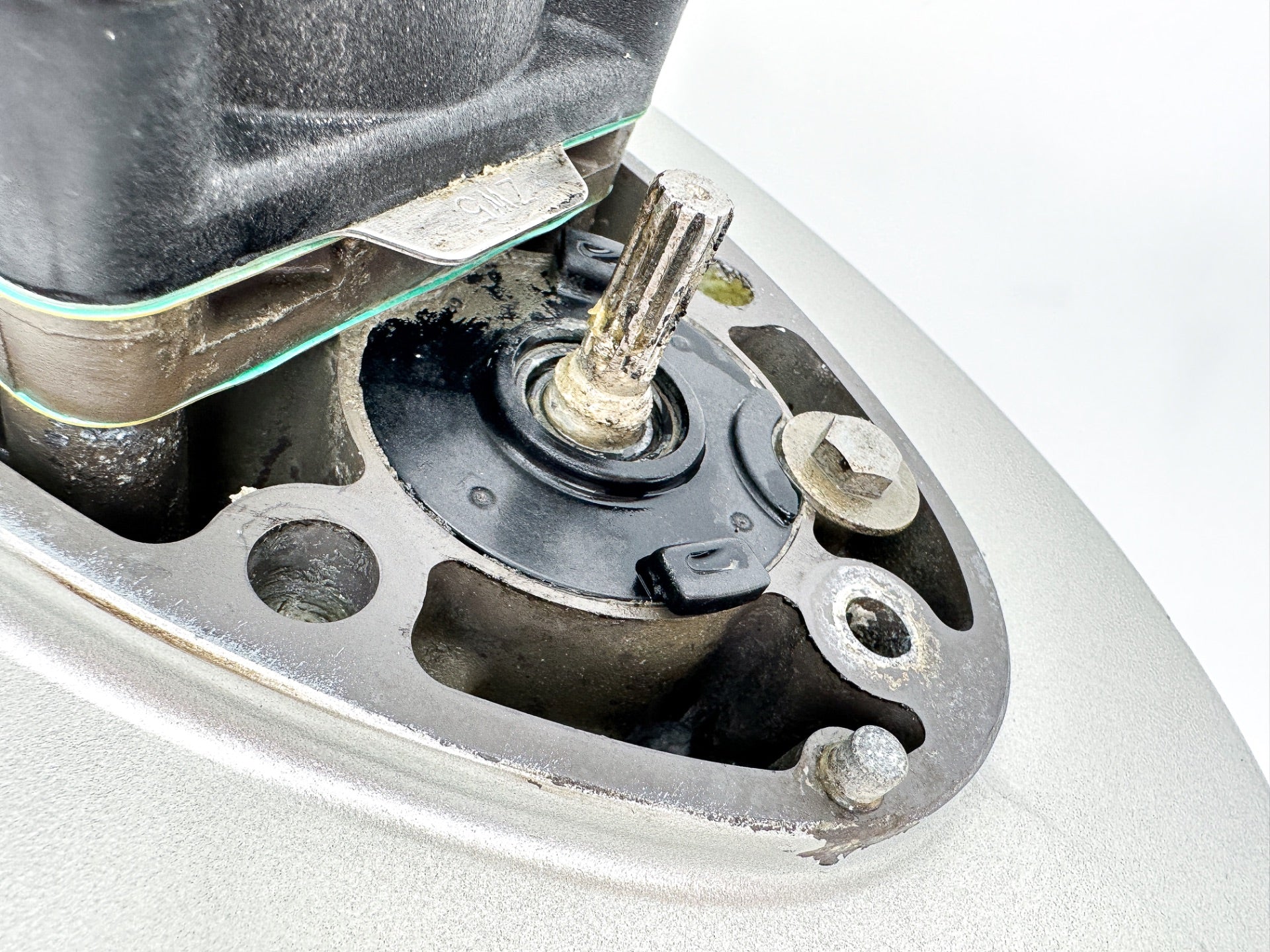 1999+ Honda 115HP 20" Long Lower Unit Gear Case Assembly Standard Rotation