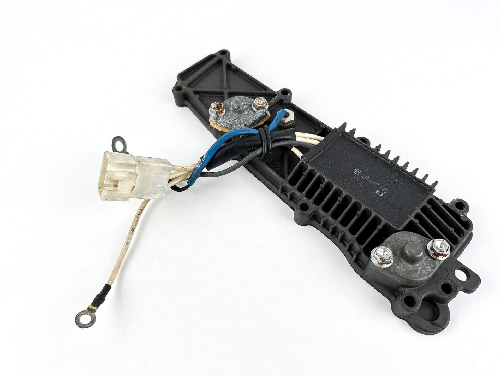 2002 Suzuki 115 HP 4 Stroke Outboard Rectifier & Regulator 32800-90J00 OEM