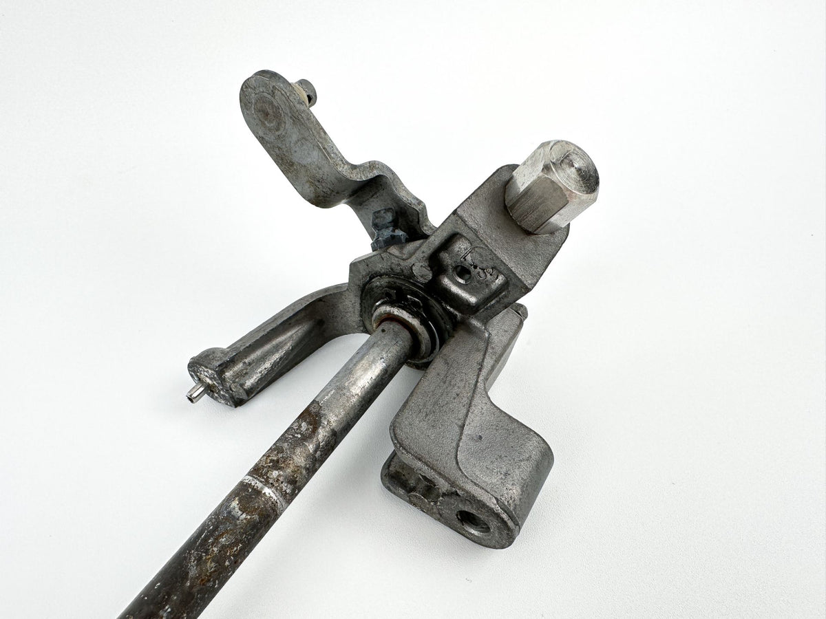 2015 Yamaha 150 HP 4 Stroke Outboard Shift Shaft 6DA-44120-11-00 OEM