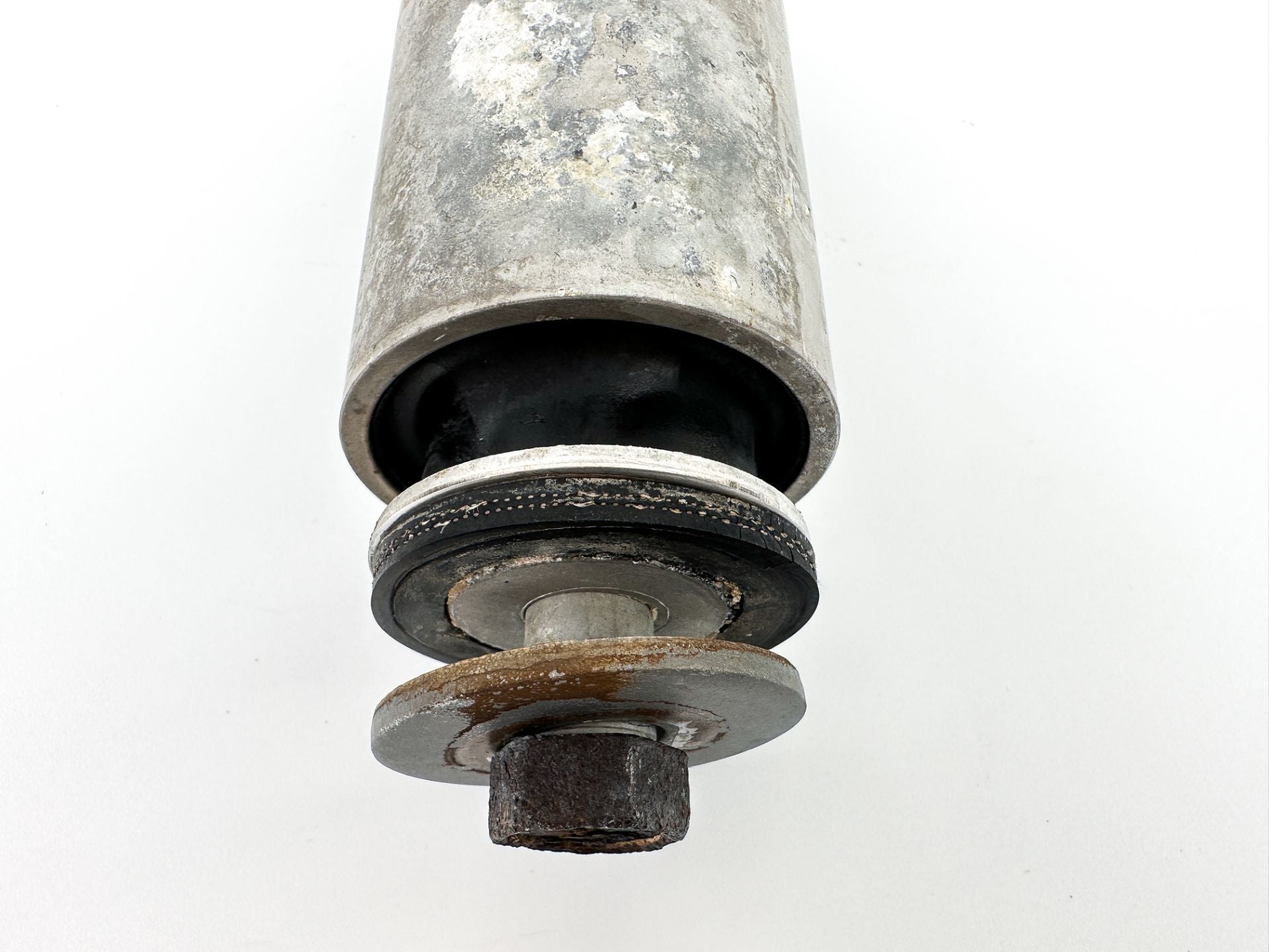 2016 Yamaha 150 HP 4 Stroke Outboard Lower Side Motor Mount Damper 63P-44555-00-00 OEM