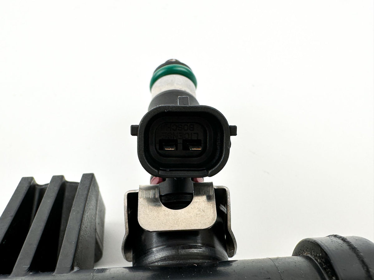 2017 Yamaha 200 HP 4 Stroke Outboard Fuel Injector Set W/ Rail 6DA-13160-01-00 OEM