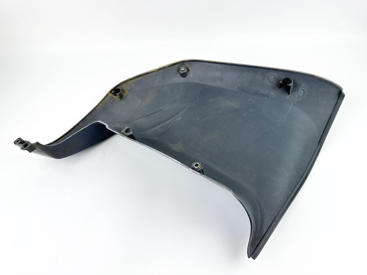 2003 Yamaha 225 HP 4 Stroke Outboard Lower Apron Cover Set 69J-42741-00-8D OEM