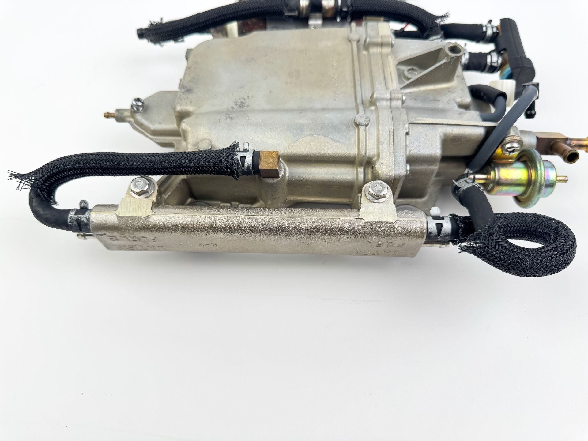 2006 Yamaha 250 HP 4 Stroke Outboard VST Float Chamber Assembly 6P2-14180-01-00 OEM