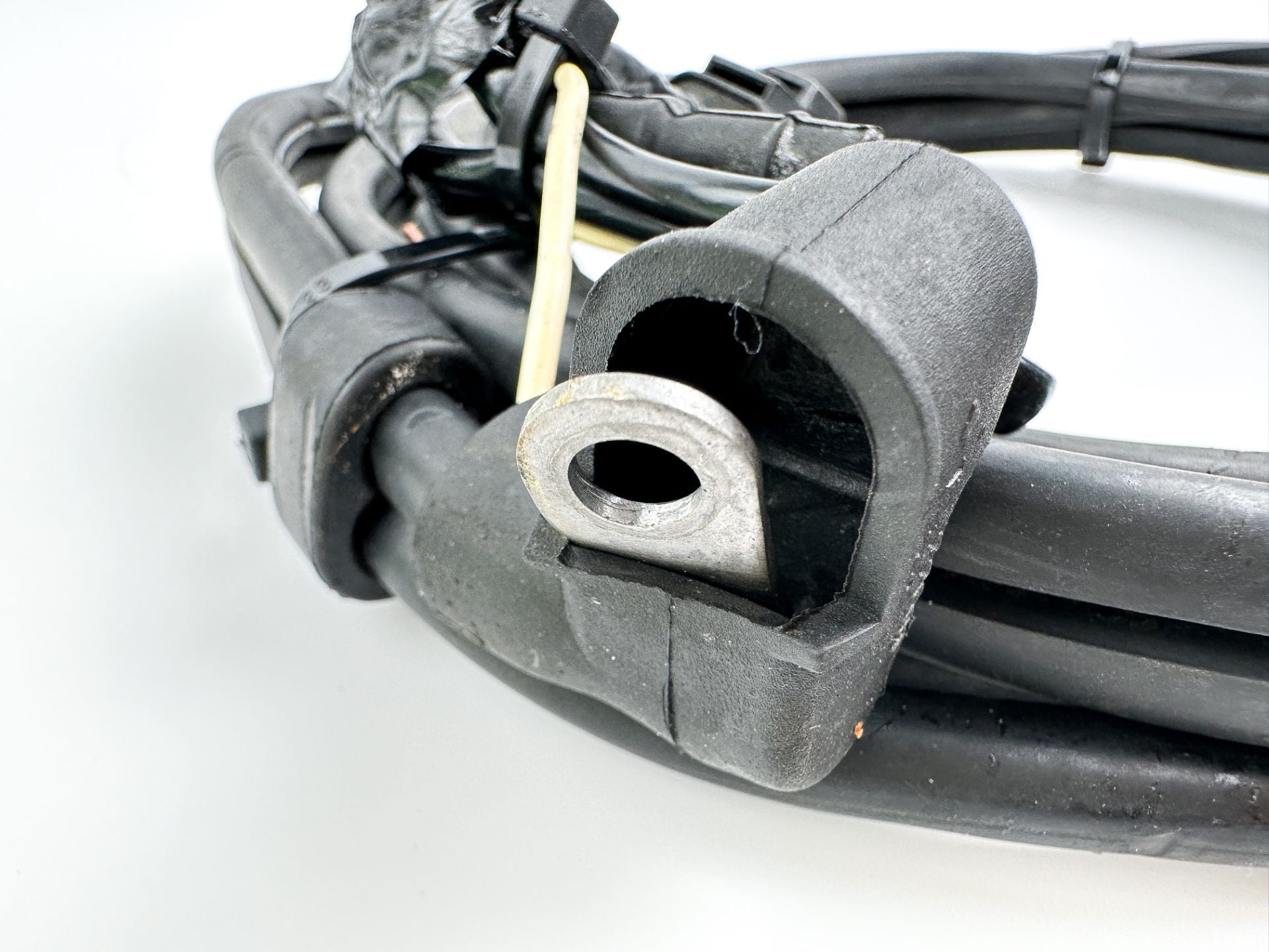 2003 Honda 50 HP 4 Stroke Outboard Battery Cables 32410-ZV5-820 OEM