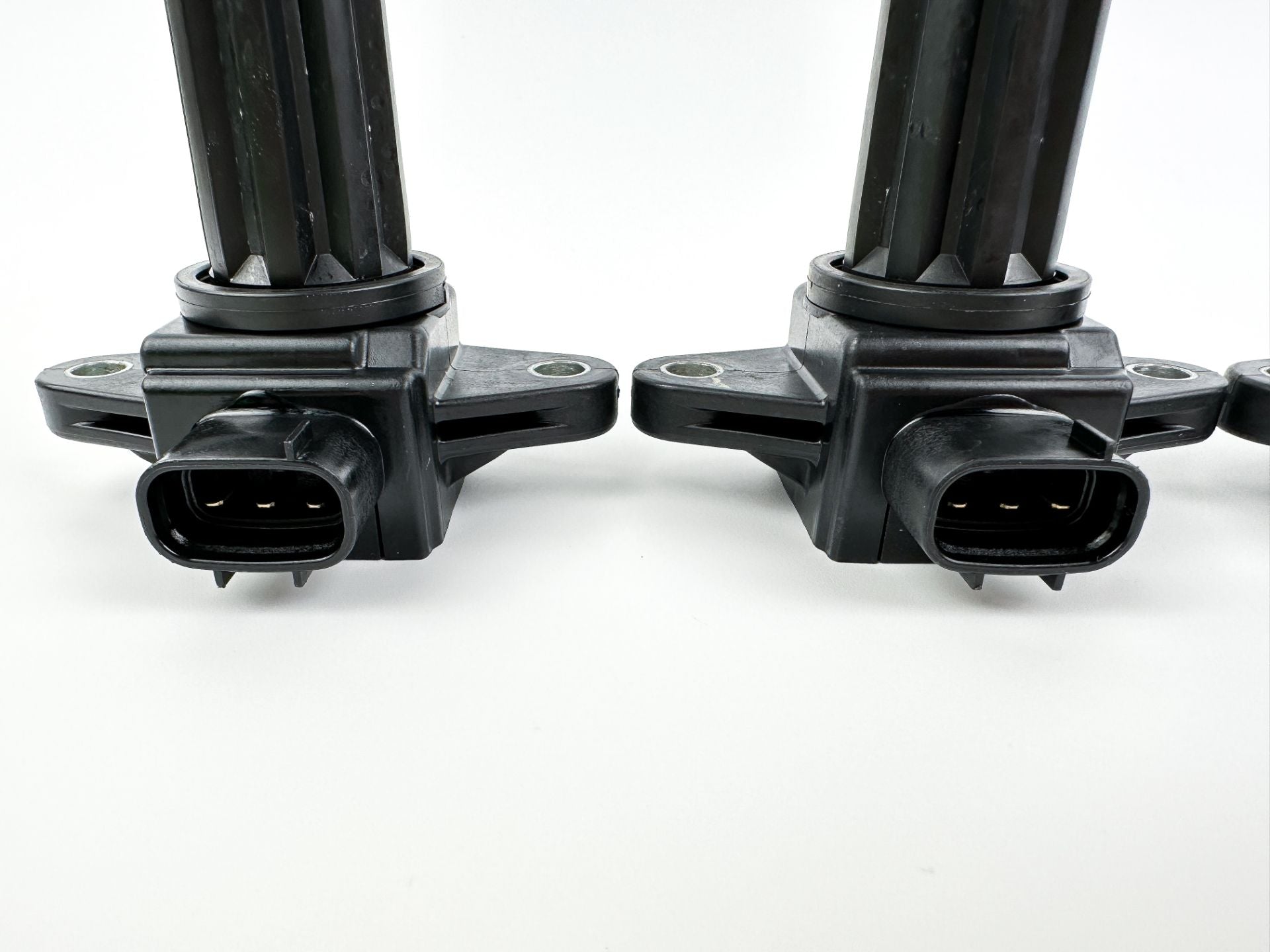 2008 Yamaha 250 HP 4 Stroke Outboard Ignition Coil Set 6P2-82310-01-00 OEM