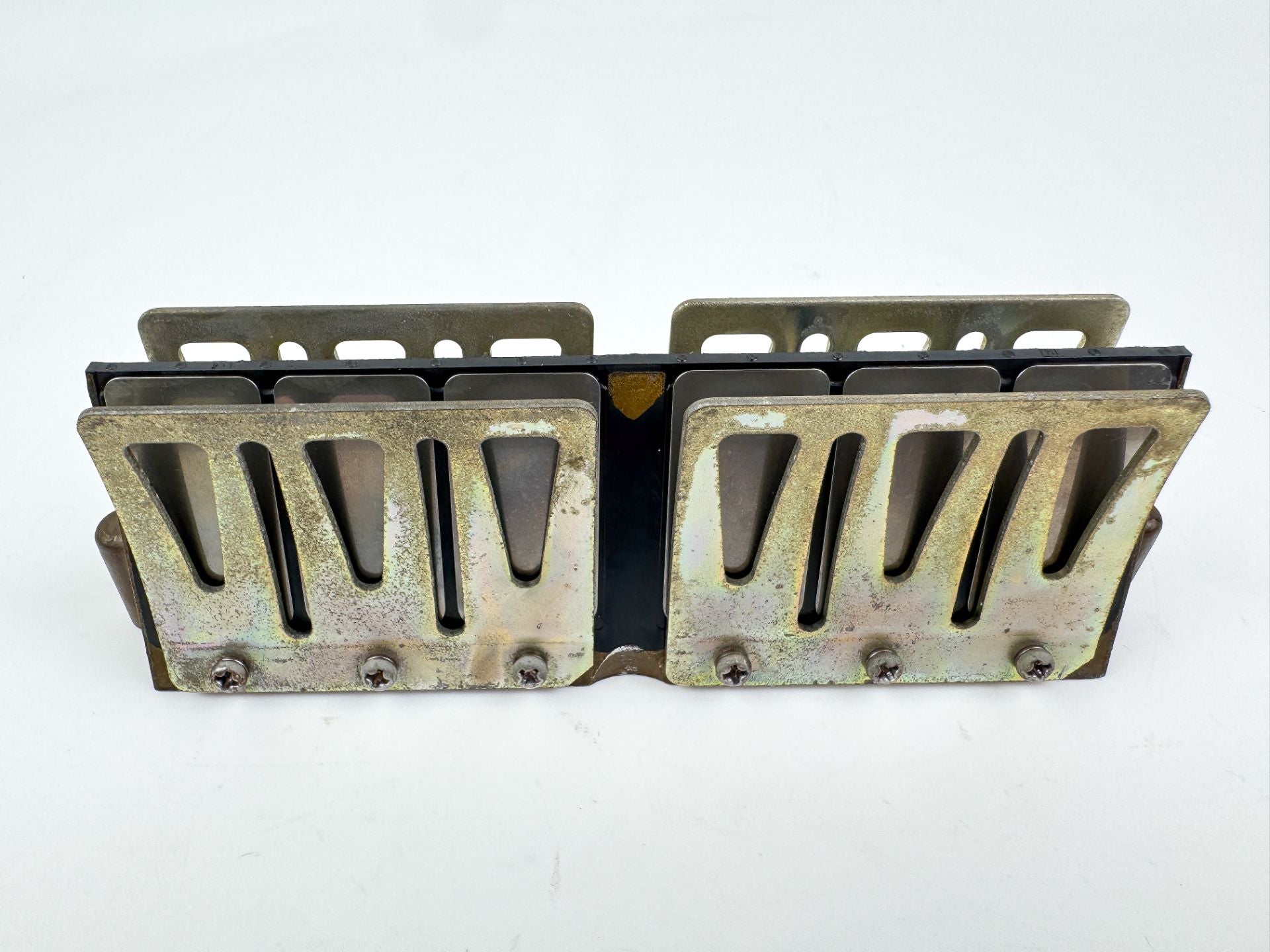 2010 Evinrude 250 HP 2 Stroke Outboard Reed Valve Assembly 5006208 OEM