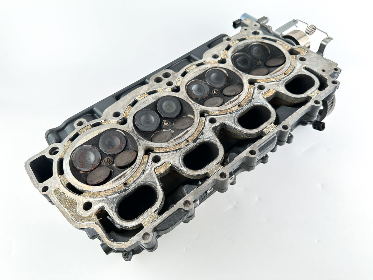 2014 Yamaha 200 HP 4 Stroke Outboard Cylinder Head 6DA-W009A-00-9S OEM