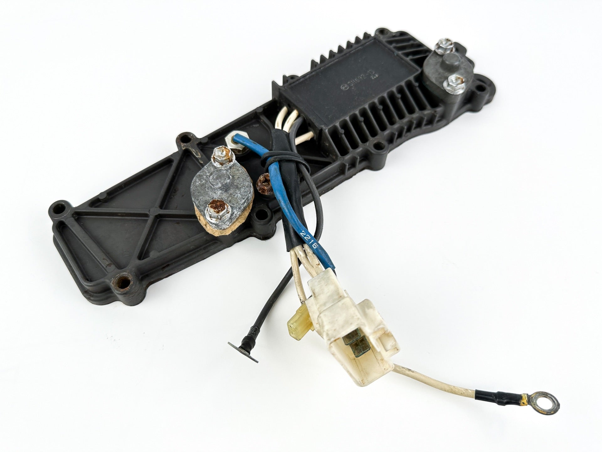 2002 Suzuki 115 HP 4 Stroke Outboard Rectifier & Regulator 32800-90J00 OEM