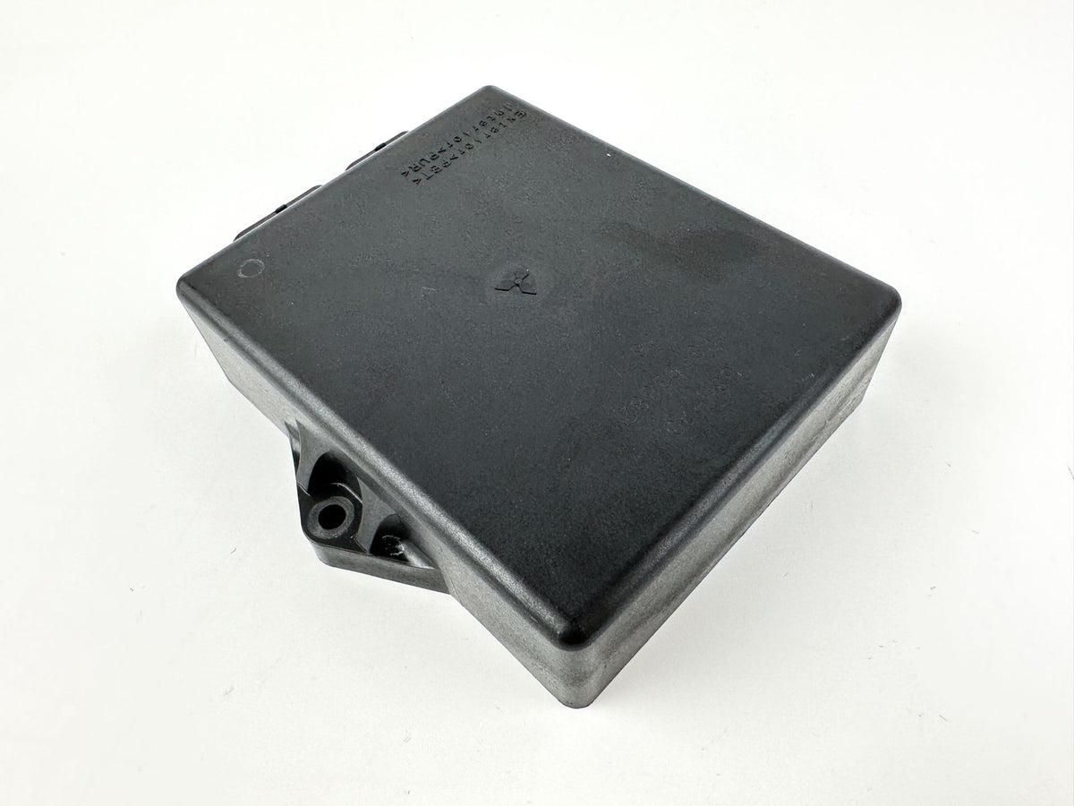 2004 Yamaha 150 HP 2 Stroke Outboard Engine Control Unit ECU 68H-8591A-20-00 OEM