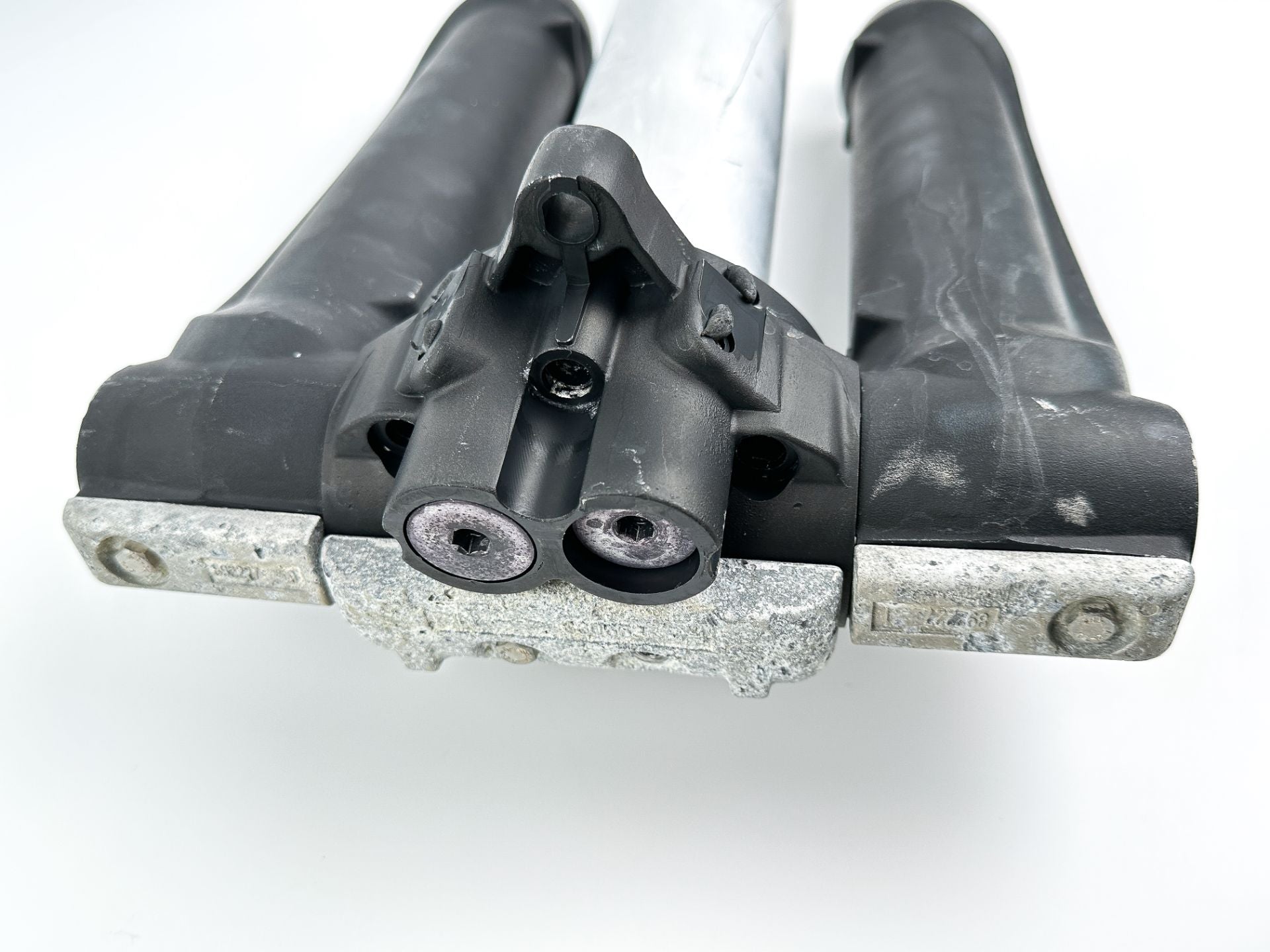 2008 Mercury 300 HP 4 Stroke Outboard Power Trim Tilt Unit 880658T01 OEM