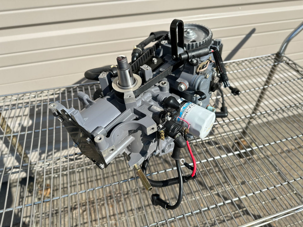 2005 Yamaha 25 HP 4 Stroke Outboard Powerhead 65W-W009B-12-1S OEM