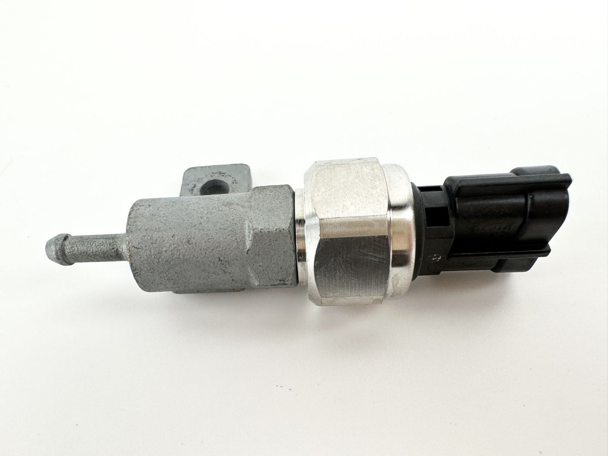 Yamaha Outboard Water Pressure Sensor With Adapter 6AW-8366B-00-00