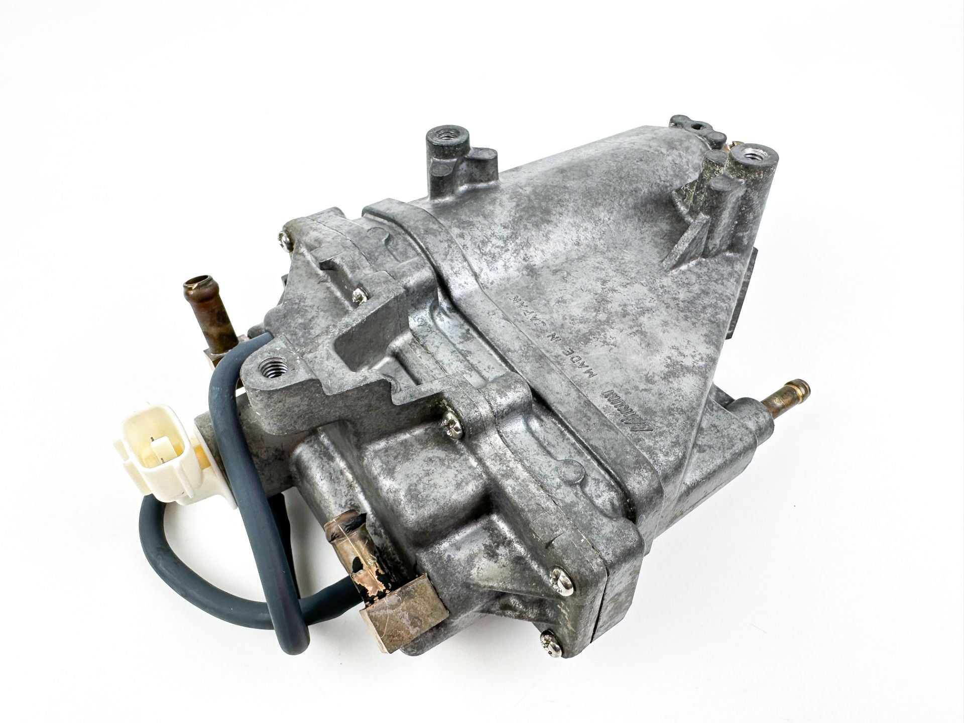 2000 Yamaha 115 HP 4 Stroke VST Float Chamber Assembly 68V-14180-00-00 Cleaned & Tested