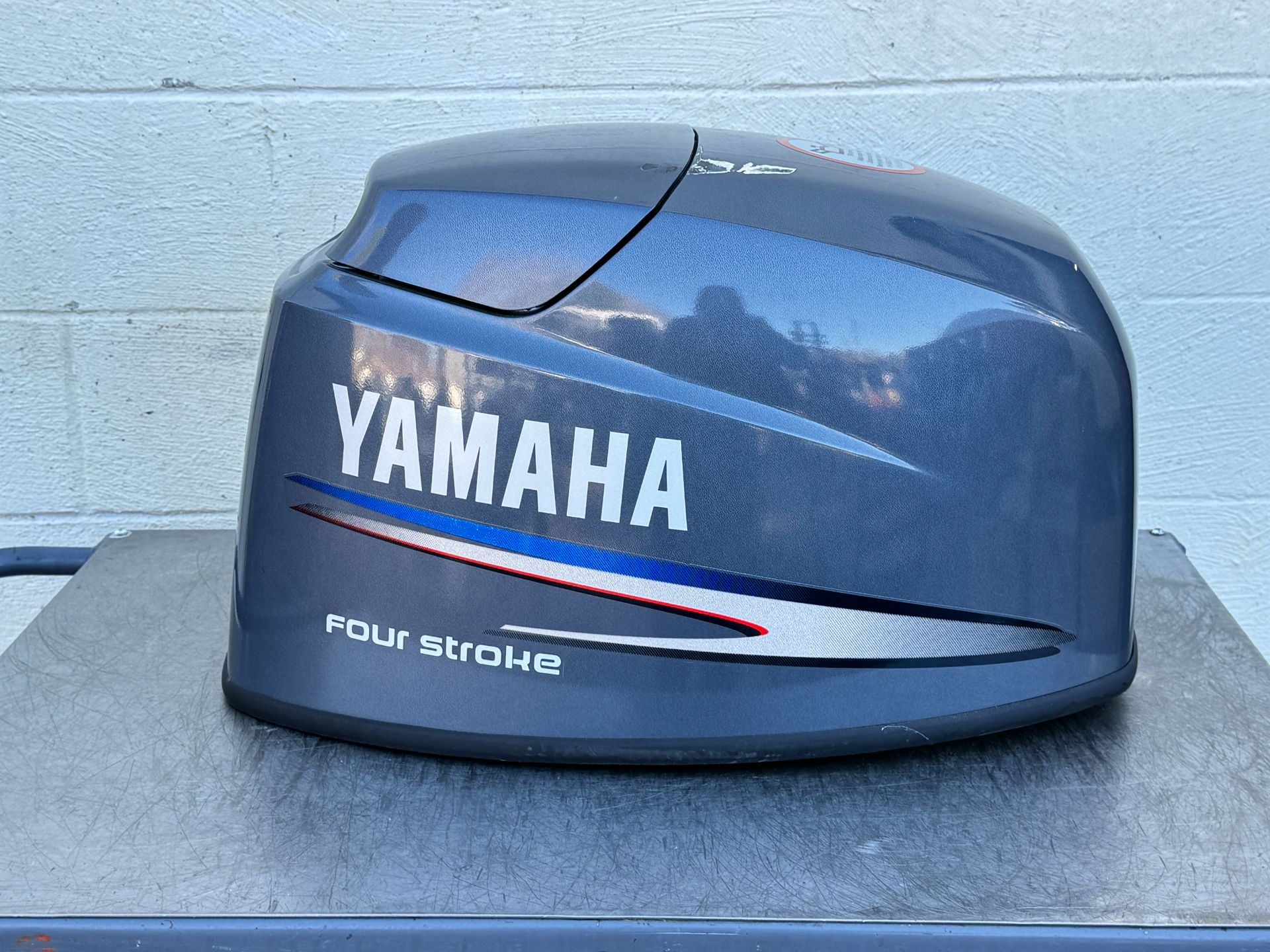 Yamaha 40HP 4 Stroke Outboard Engine Top Cover Cowling Hood