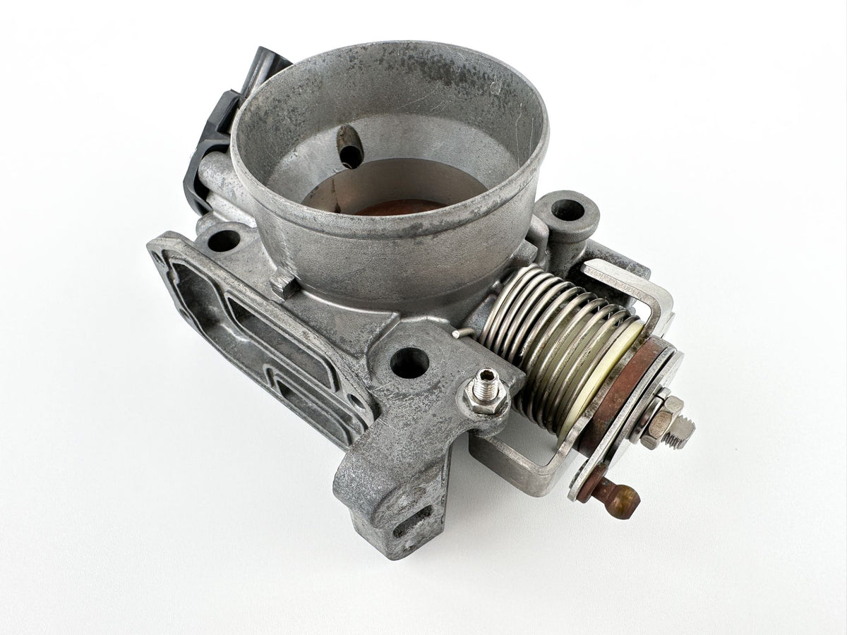 2013 Suzuki 140 HP 4 Stroke Outboard Throttle Body Assembly 13300-92J12 OEM