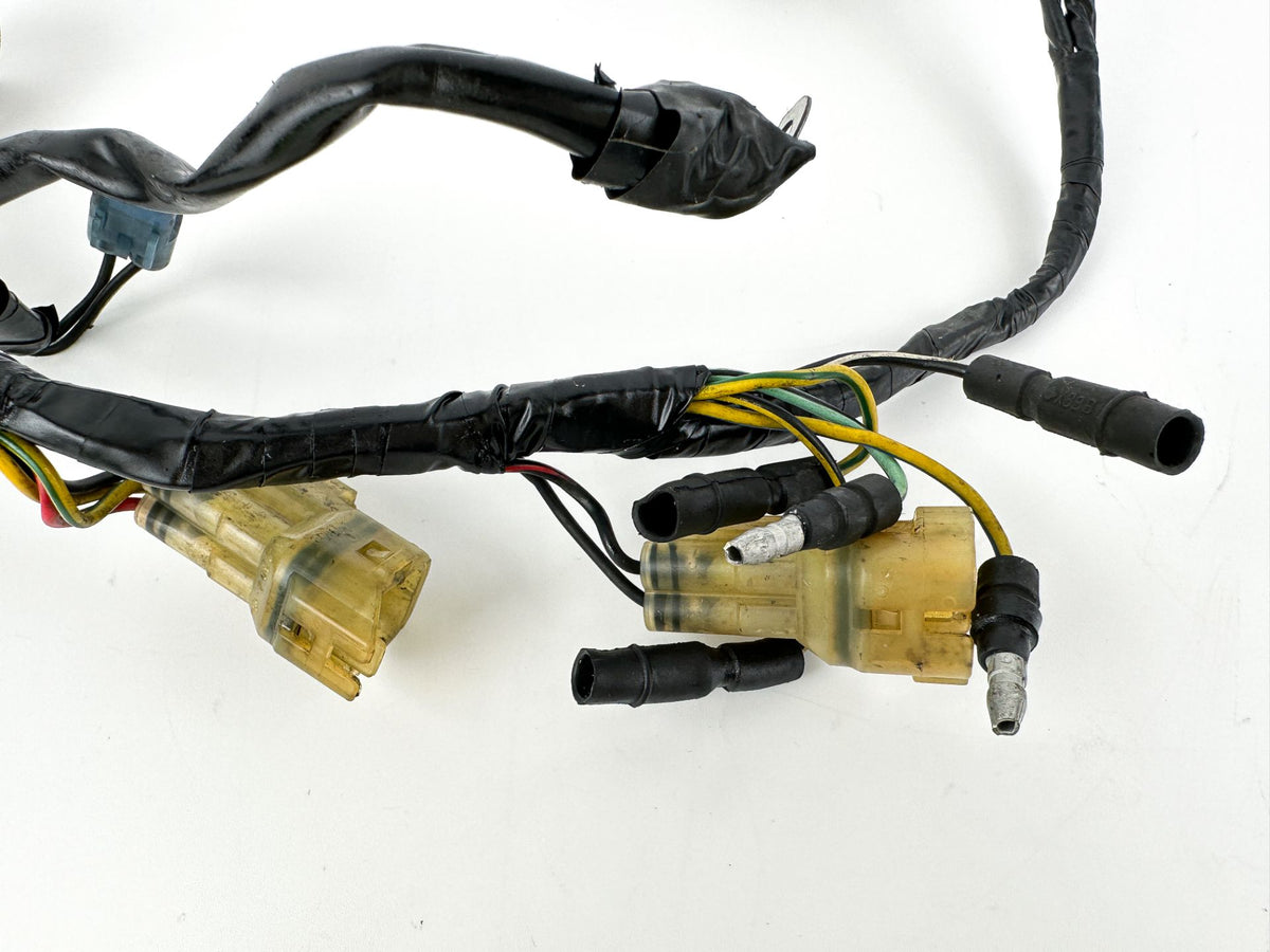 1996 Honda 40 HP 4 Stroke Outboard Engine Wire Harness 32520-ZV5-820 OEM