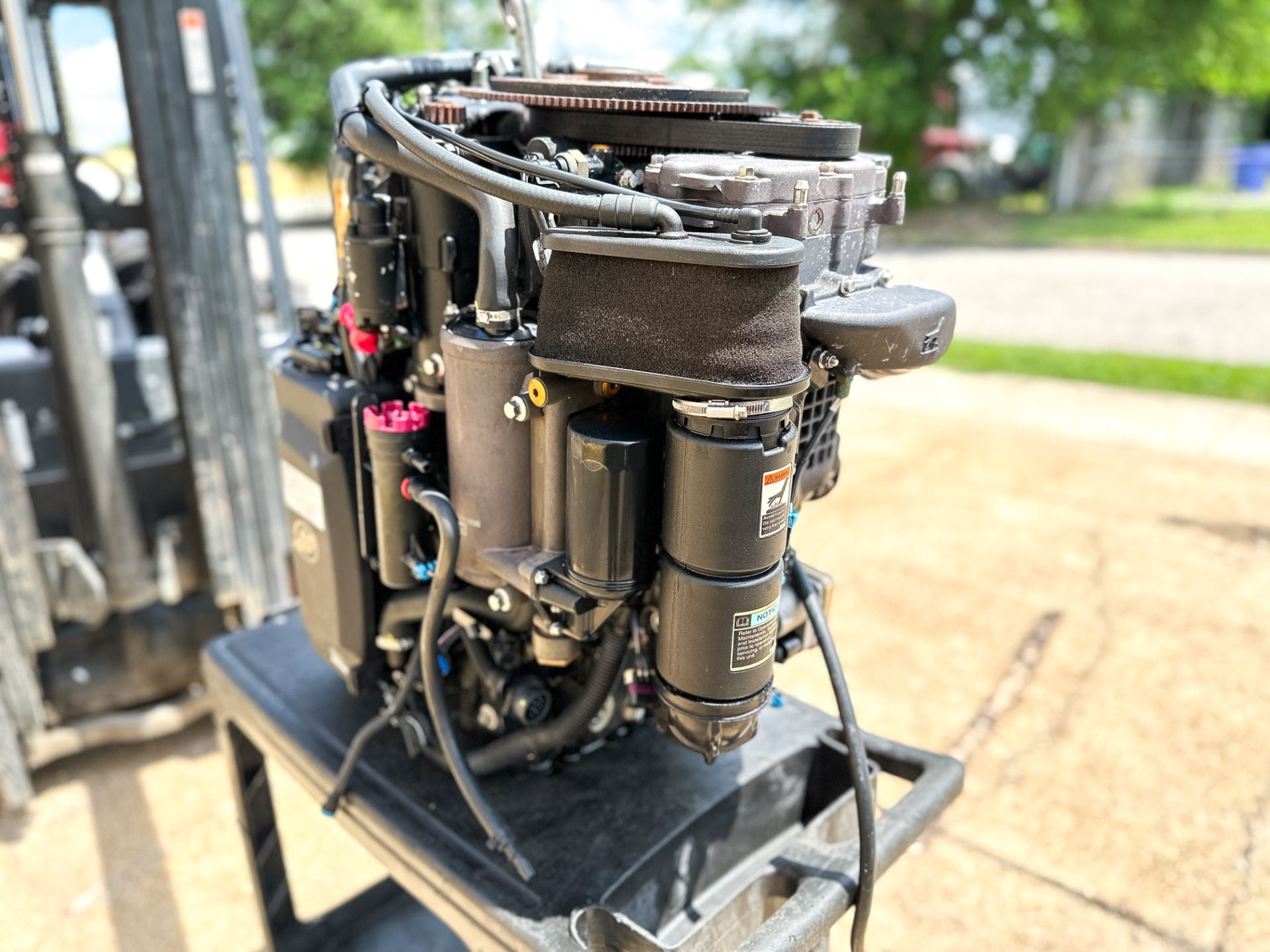 2005 Mercury 225 HP 4 Stroke Outboard Powerhead 895247A05 779 Hours