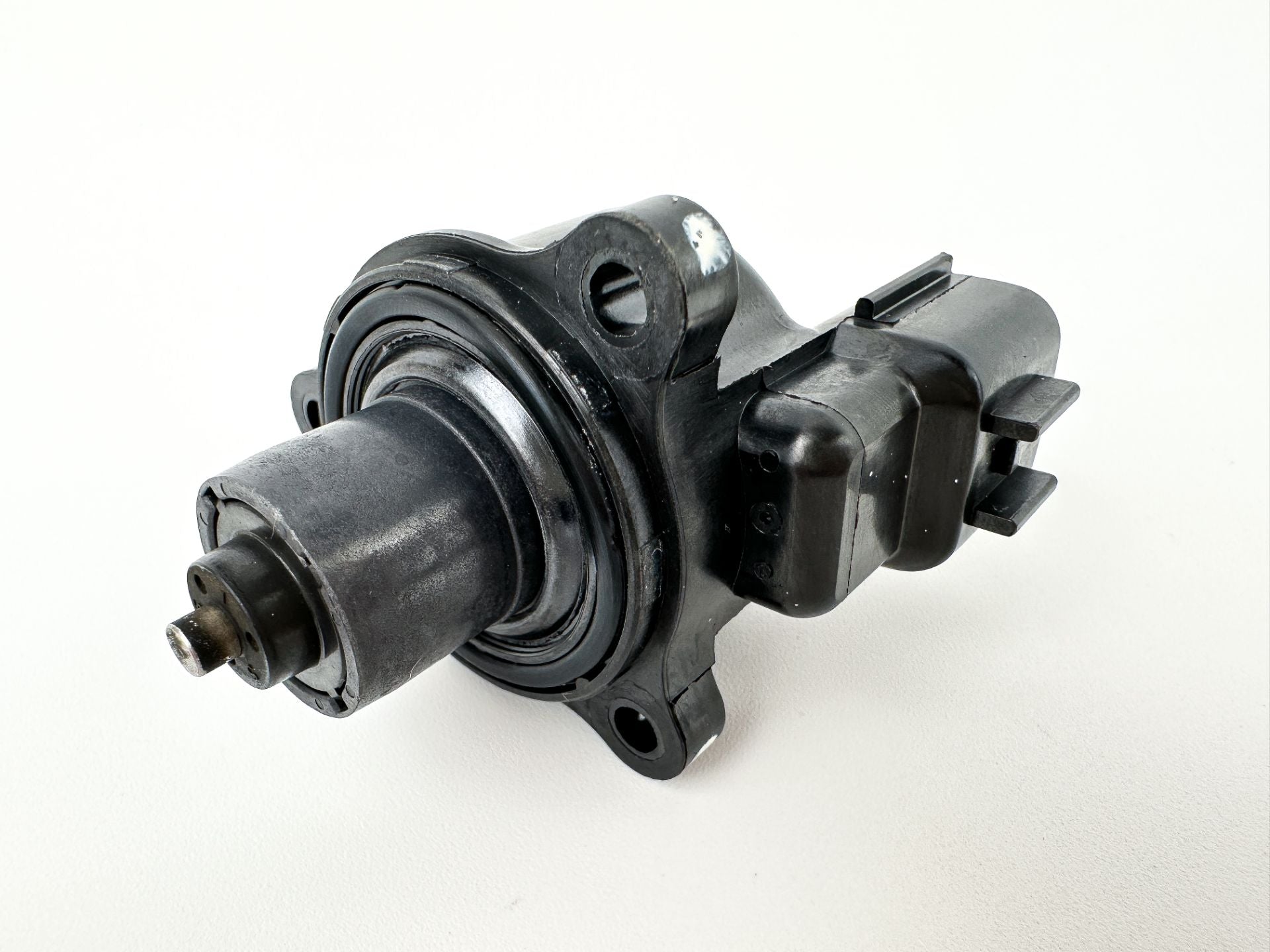 2000-2011 Yamaha 115HP 4 Stroke Outboard IAC Control Valve 68V-1312A-00-00