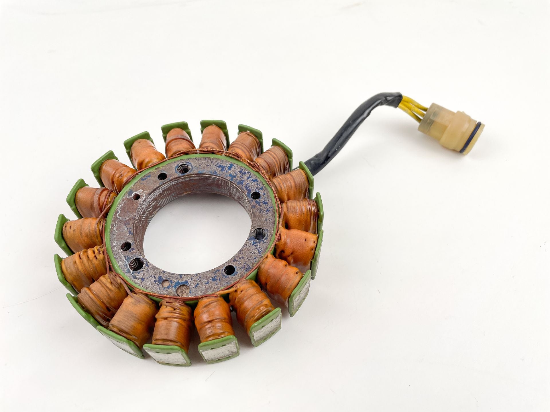 1998 Suzuki 70 HP 4 Stroke Outboard Stator Assembly 32120-99E00 OEM