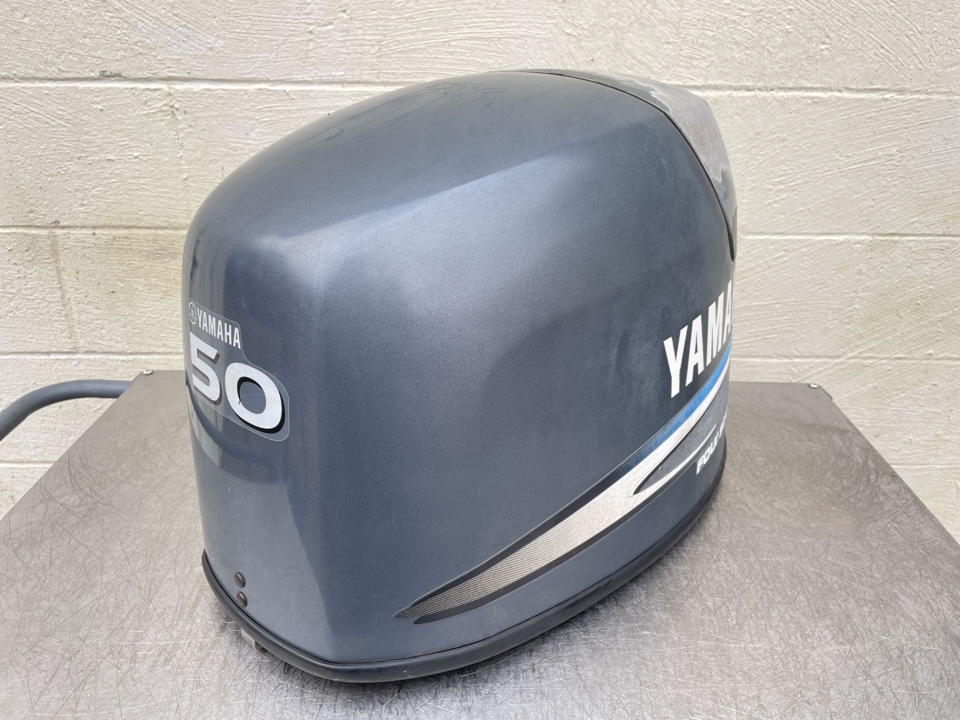 2001 Yamaha 50 HP 4 Stroke Outboard Top Cowling 64J-42610-01-4D OEM