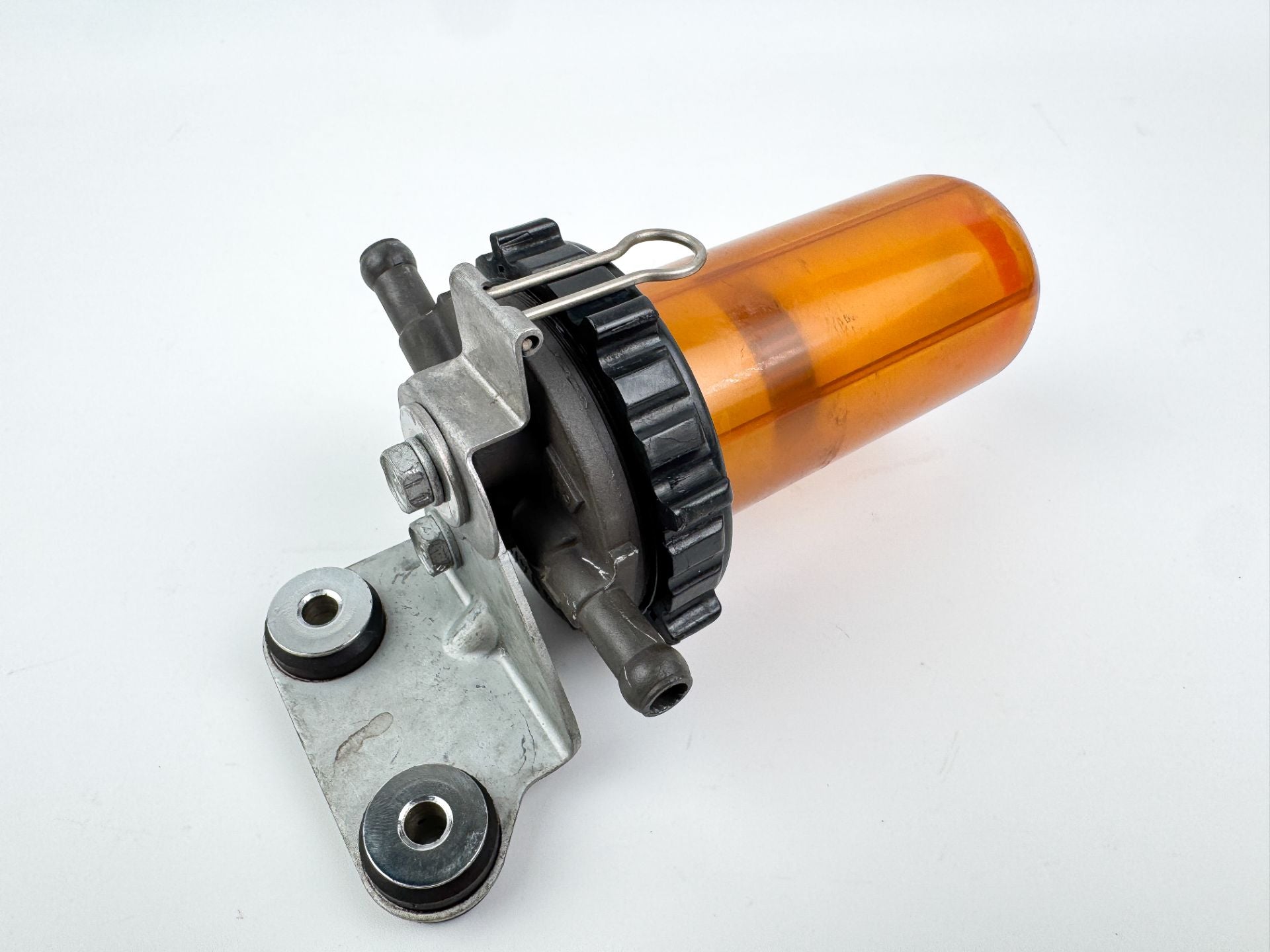 2004 Yamaha 150 HP 4 Stroke Outboard Fuel Filter Assembly 65L-24560-00-00 OEM