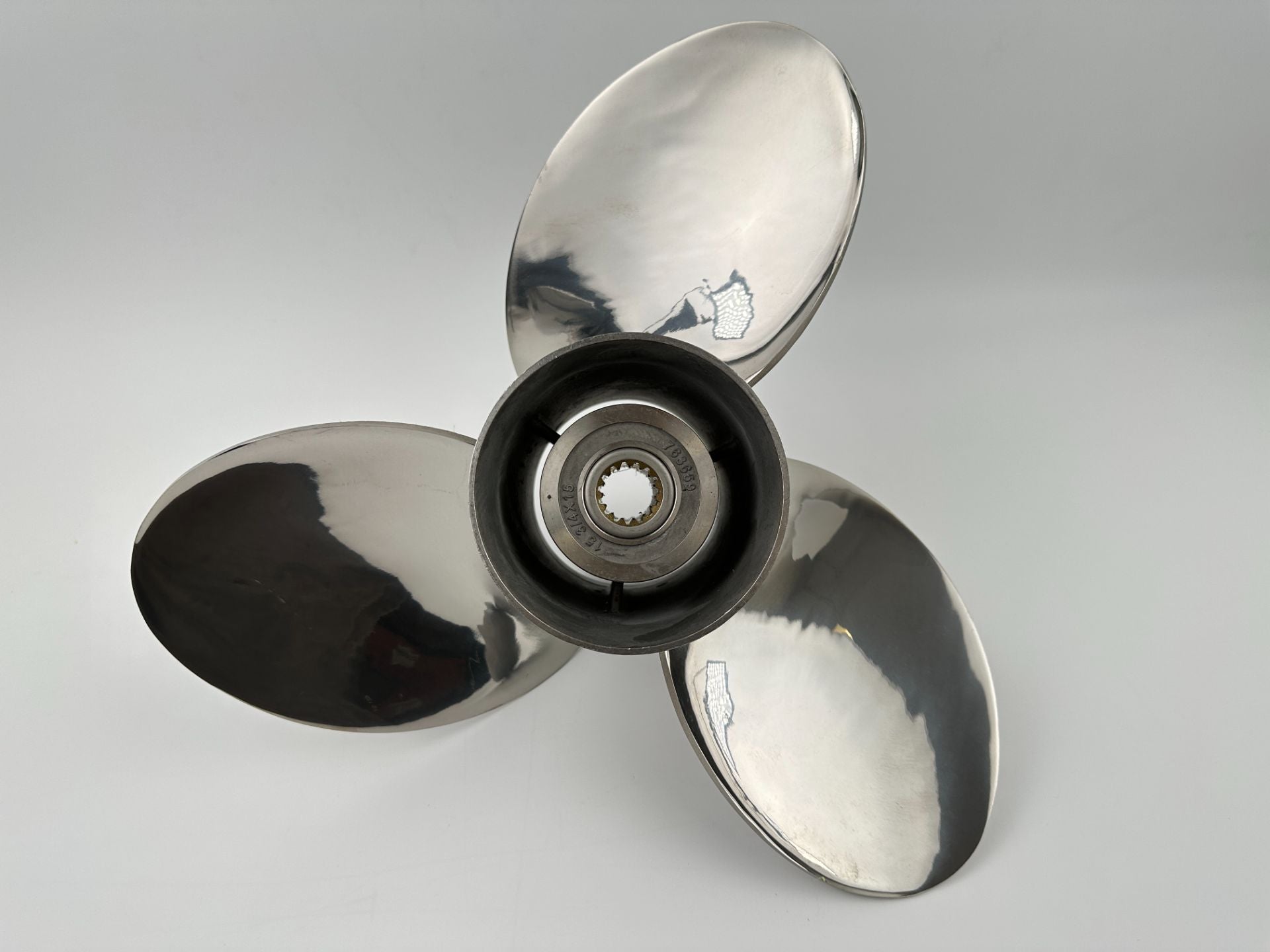 Evinrude Johnson Stainless Steel Propeller 15 3/4 x 15P Rebel LH Counter 763659