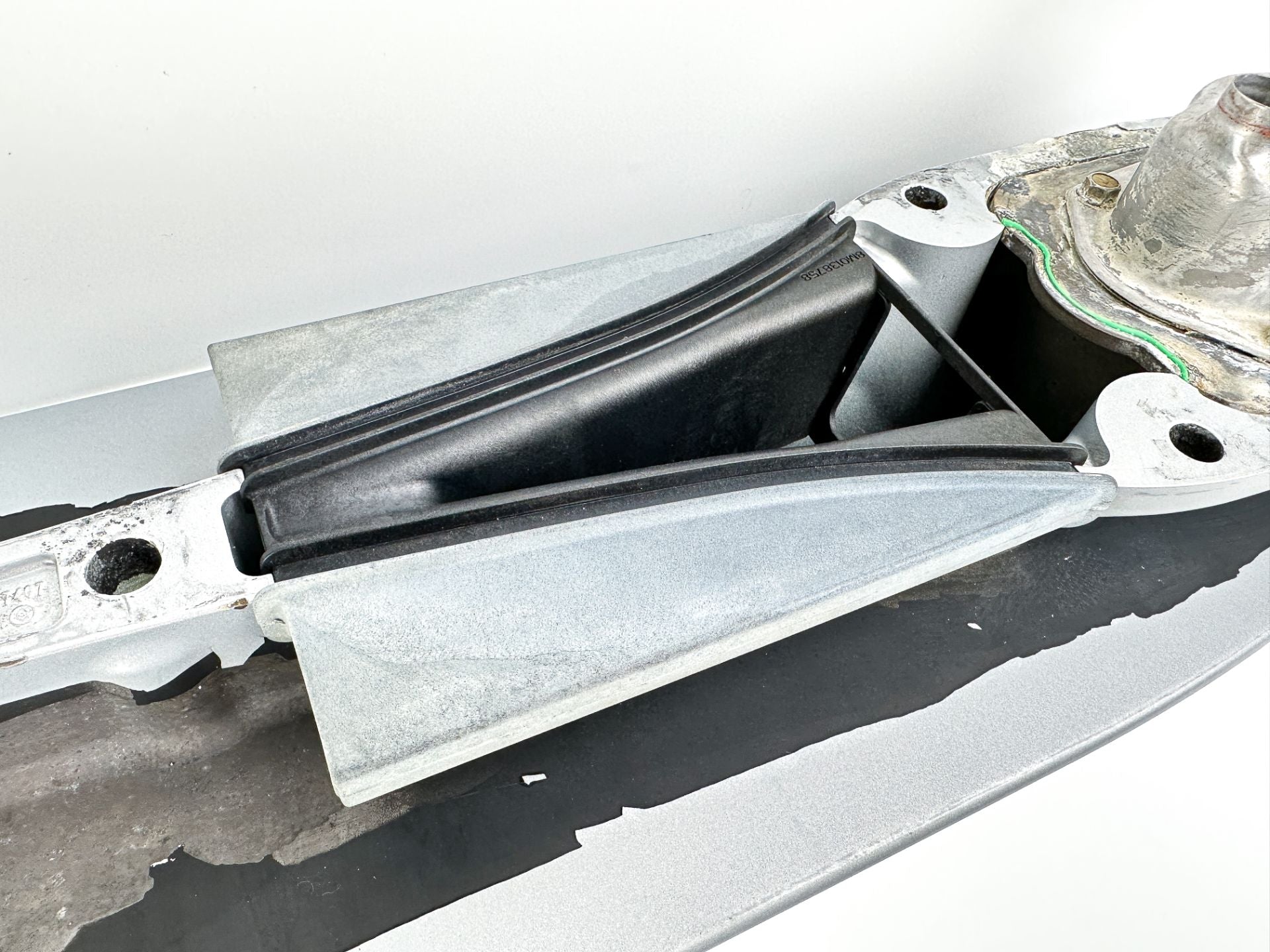 Mercury V8 Outboard 25" XL Cambered Lower Unit Gear Case LH Counter 1.85:1