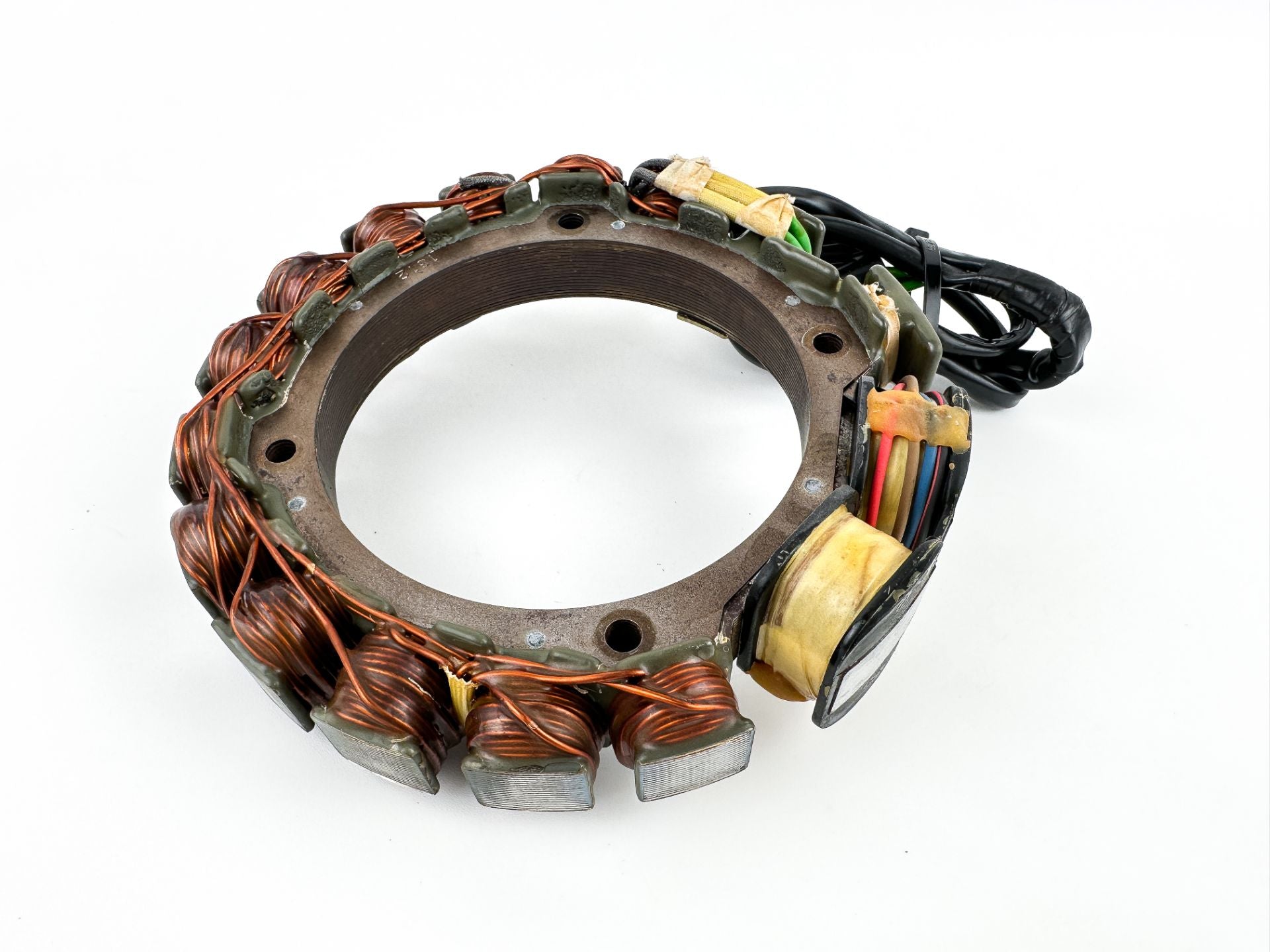 2001 Yamaha 115 HP 2 Stroke Outboard Stator Assembly 6N7-85510-00-00 Tested
