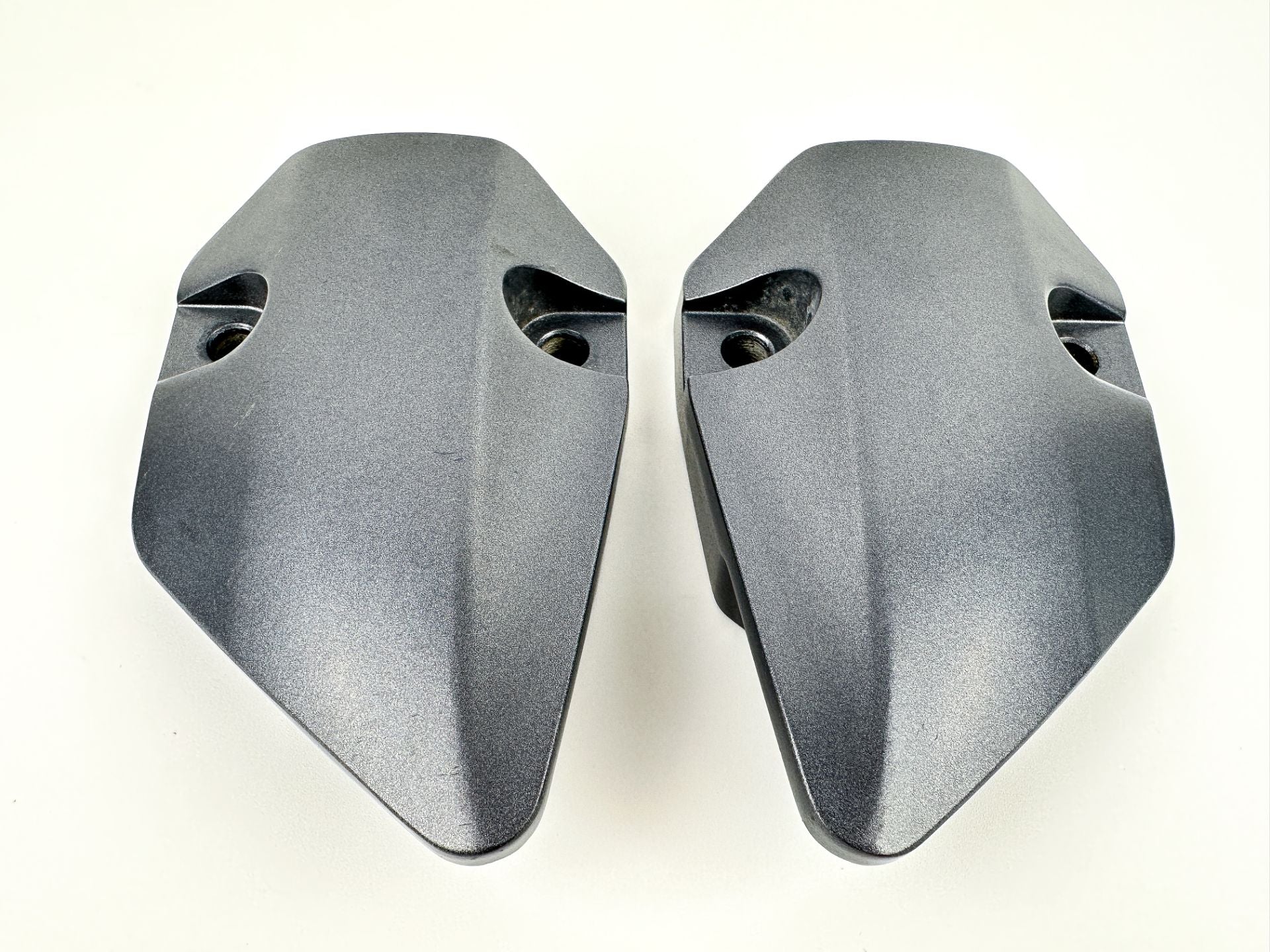 2016 Yamaha 150 HP 4 Stroke Outboard Lower Mount Covers Set 63P-44556-00-8D OEM
