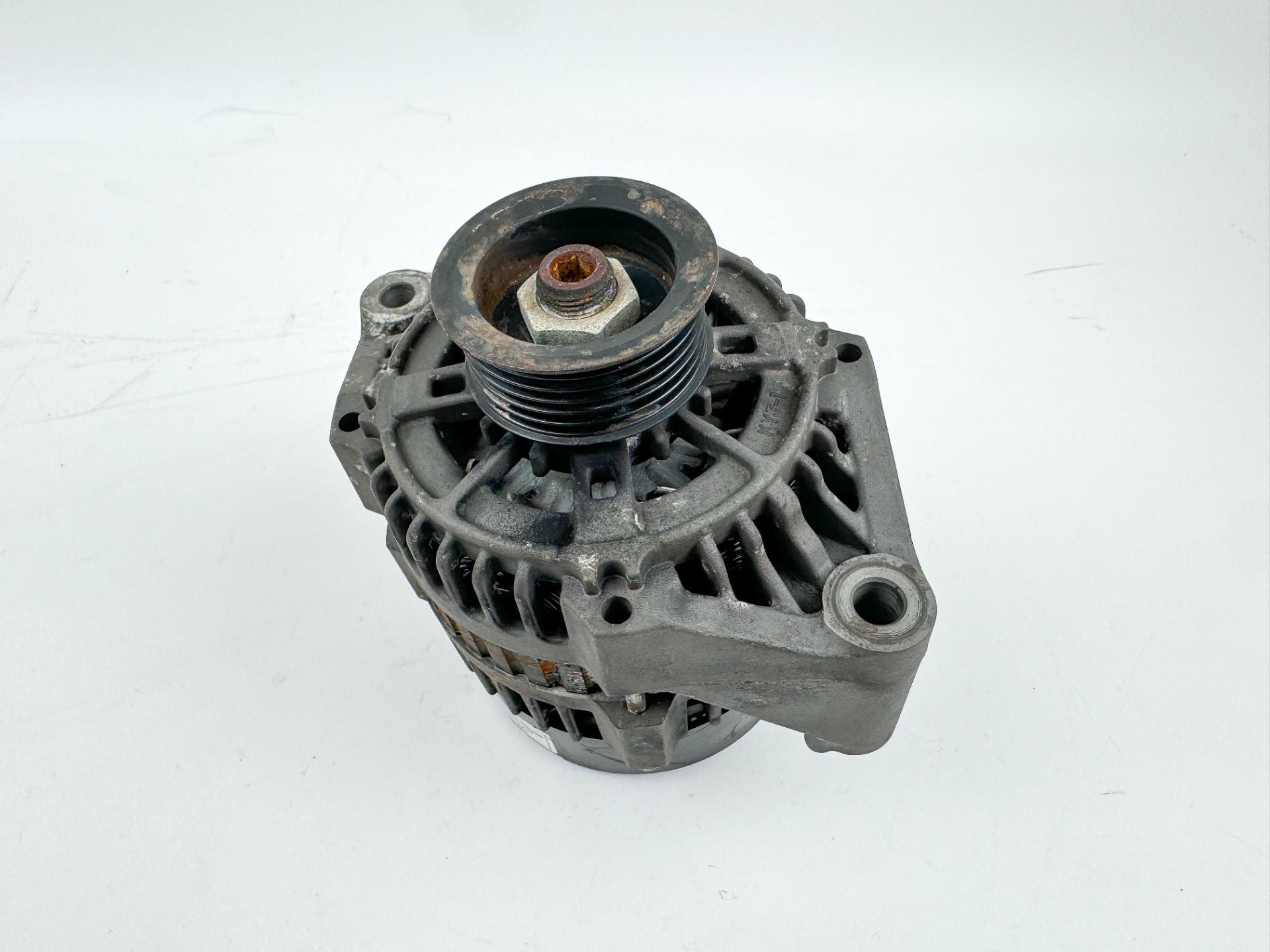 2005 Mercury 225 HP 4 Stroke Outboard Alternator 892940T OEM