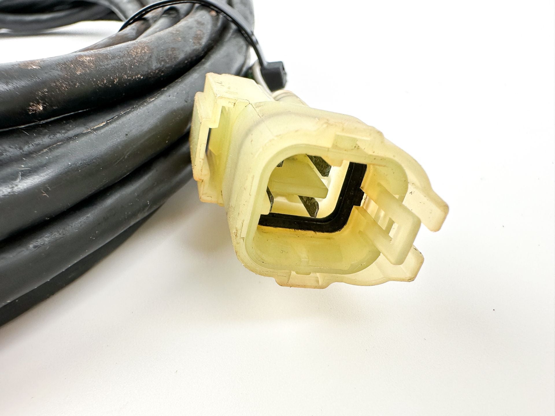 Yamaha Trim and Oil Harness 26' 6Y5-83653-30-00