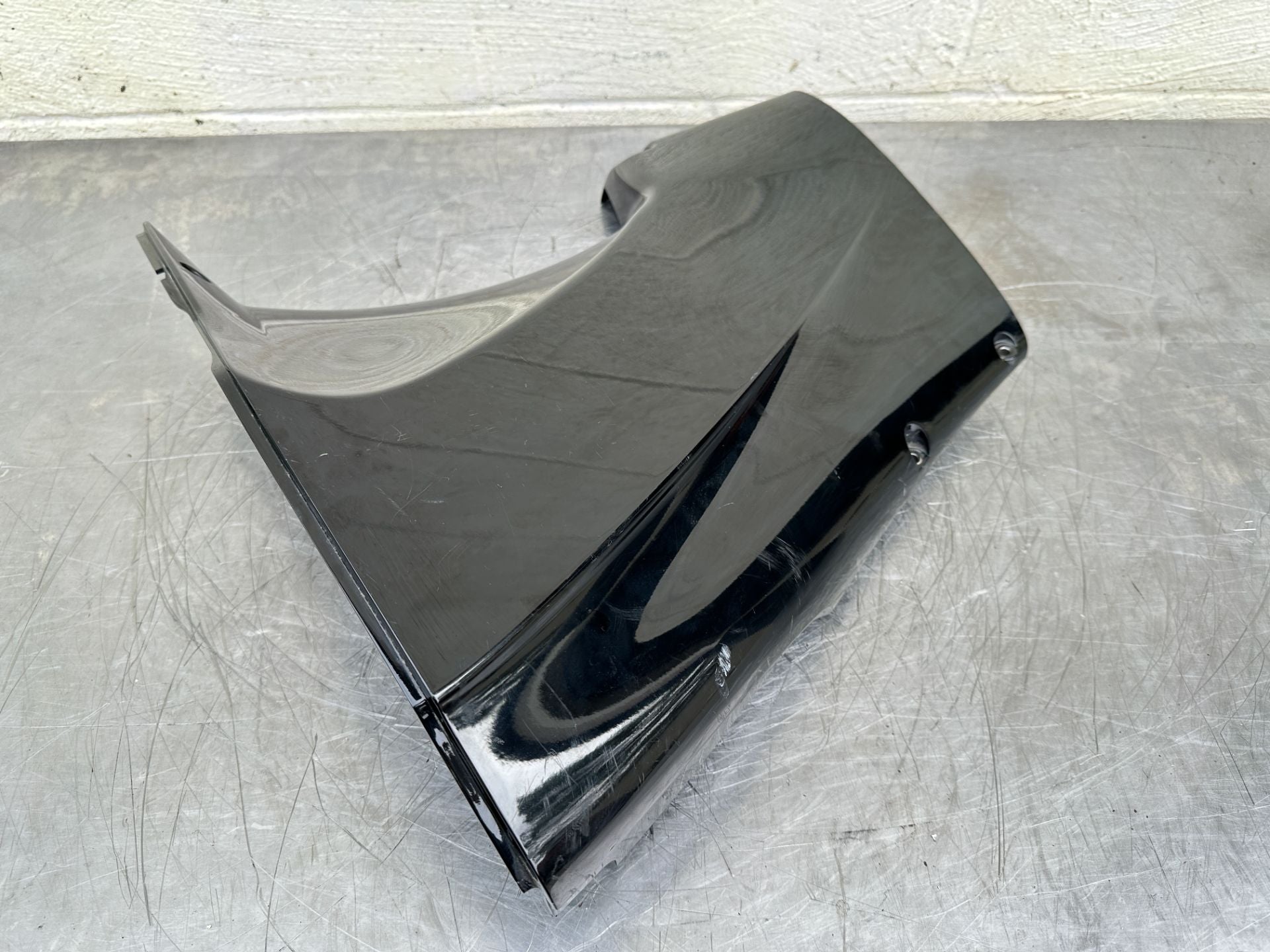 2018 Mercury 60 HP 4 Stroke Outboard Lower Apron Cover 826278T08 Starboard