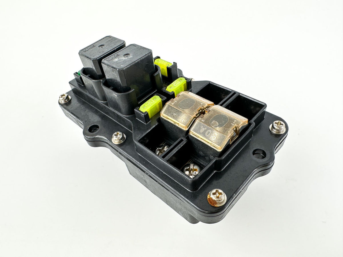 2004 Yamaha 150 HP 2 Stroke Outboard Fuse Box 68F-82170-00-00 OEM