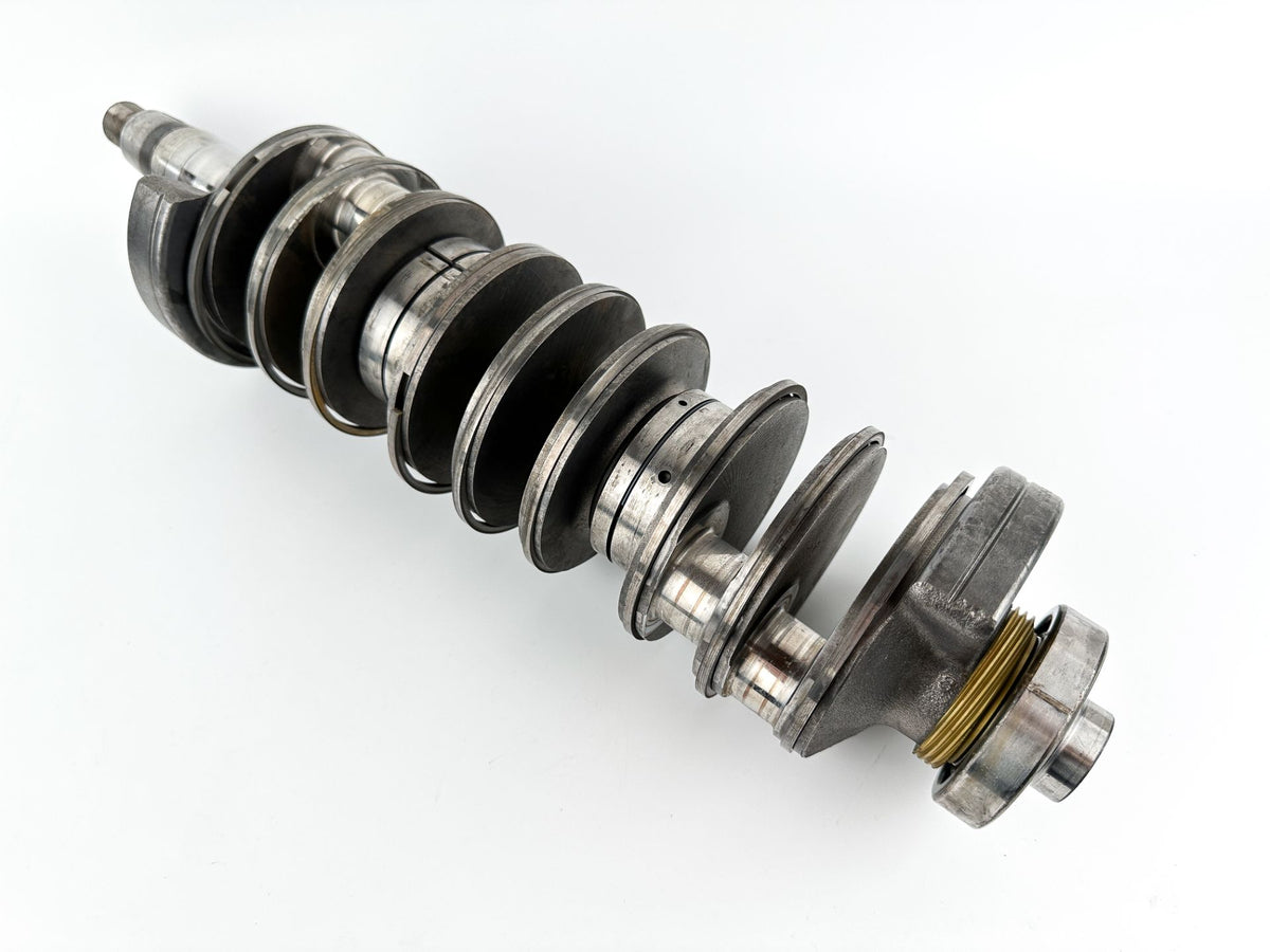 2005 Yamaha 200 HP 2 Stroke Outboard Crankshaft 67H-11411-01-00 OEM